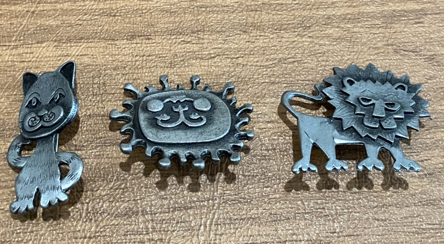 Lot of 3 Vintage 1970s Metzke Pewter Pins/Brooches: Cat/Lion/Smiling Sun Face