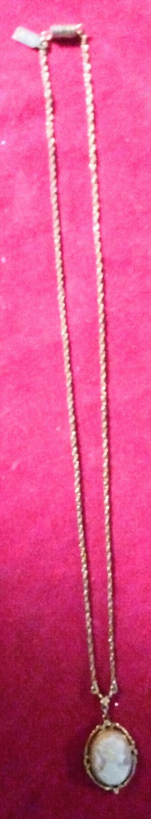 Vintage Cameo 1928 Brand Gold-Tone Necklace 24″ Barrel Clasp Very Good Cond