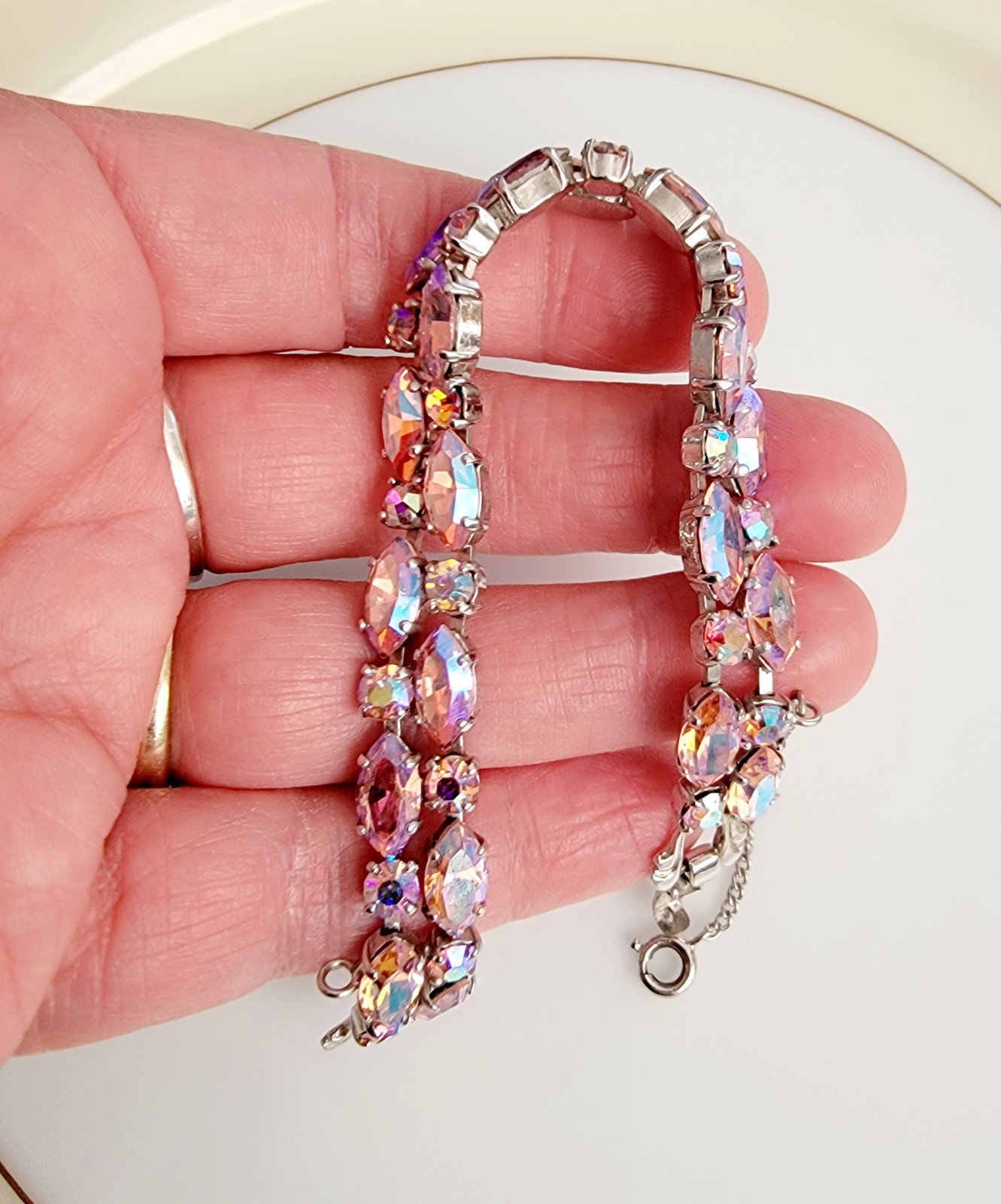 Vintage Sherman Signed Light Pink Aurora Borealis Rodium Plated Bracelet 7.5 In