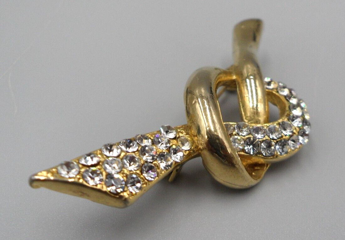 1940s Knot Brooch Clear Pave Rhinestone Ribbon Gold Tone Signed Vintage 2.5″