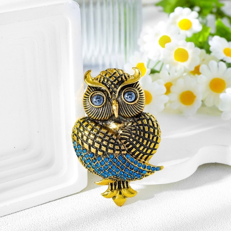 Elegant Owl Rhinestones Brooch Zinc Alloy Craft for Stylish Outfit Enhancement