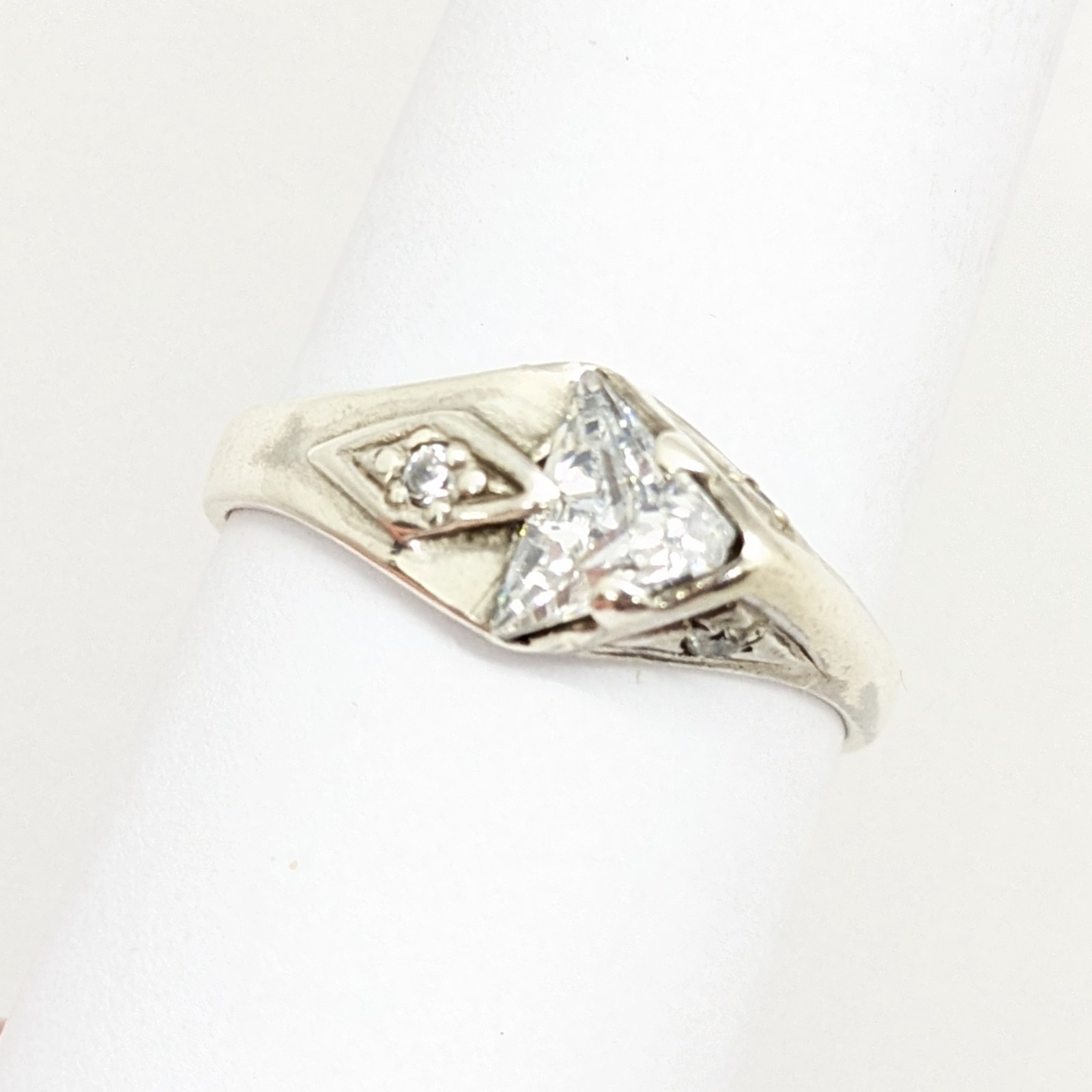 Vintage Elegant RING Silver 925 with Bright Stone -size: 10.5US (20mm) Ukrain#38