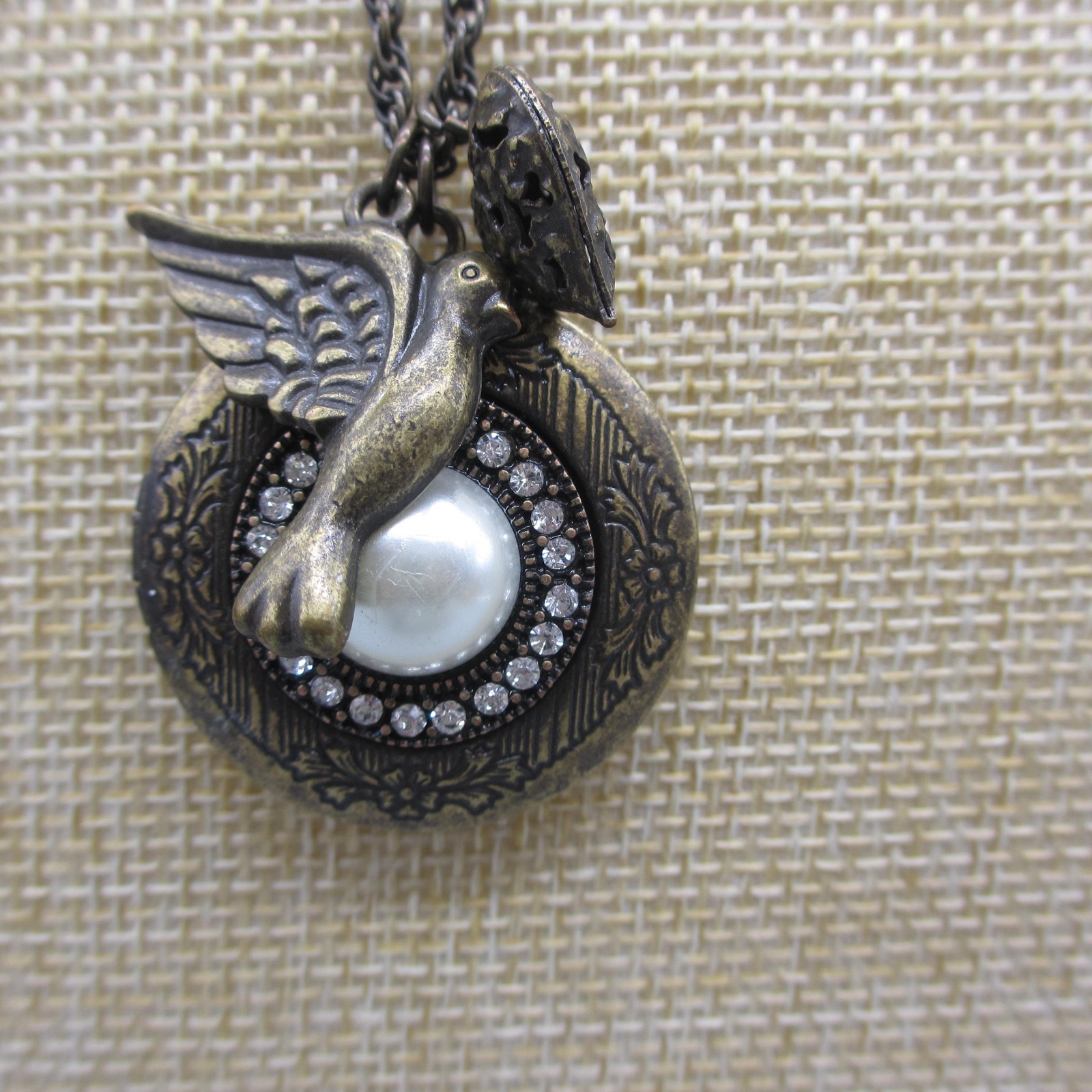 Vintage Locket Necklace Charm Pendant Heart Bird Rhinestone Bronze Tone 38 Inch