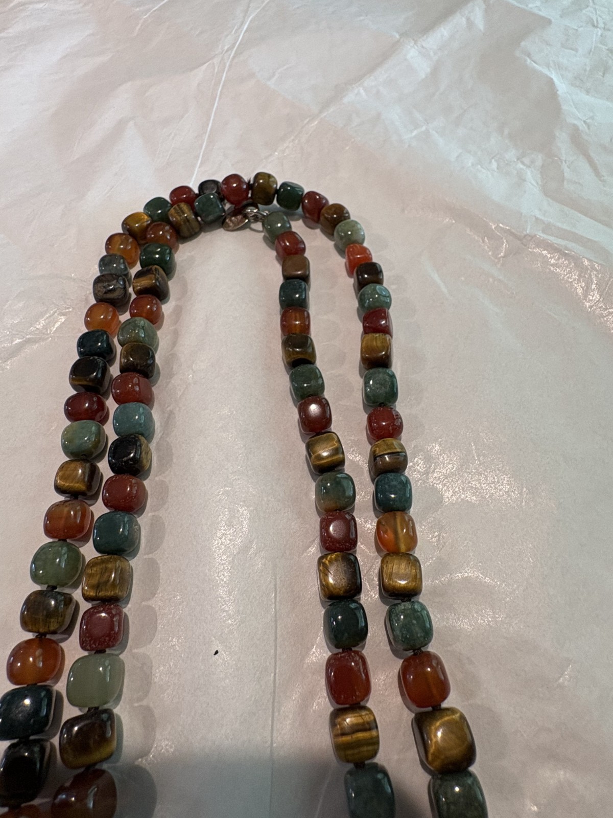 Ladies’ vintage 52″ multi-color, multi-stone necklace. Excellent condition