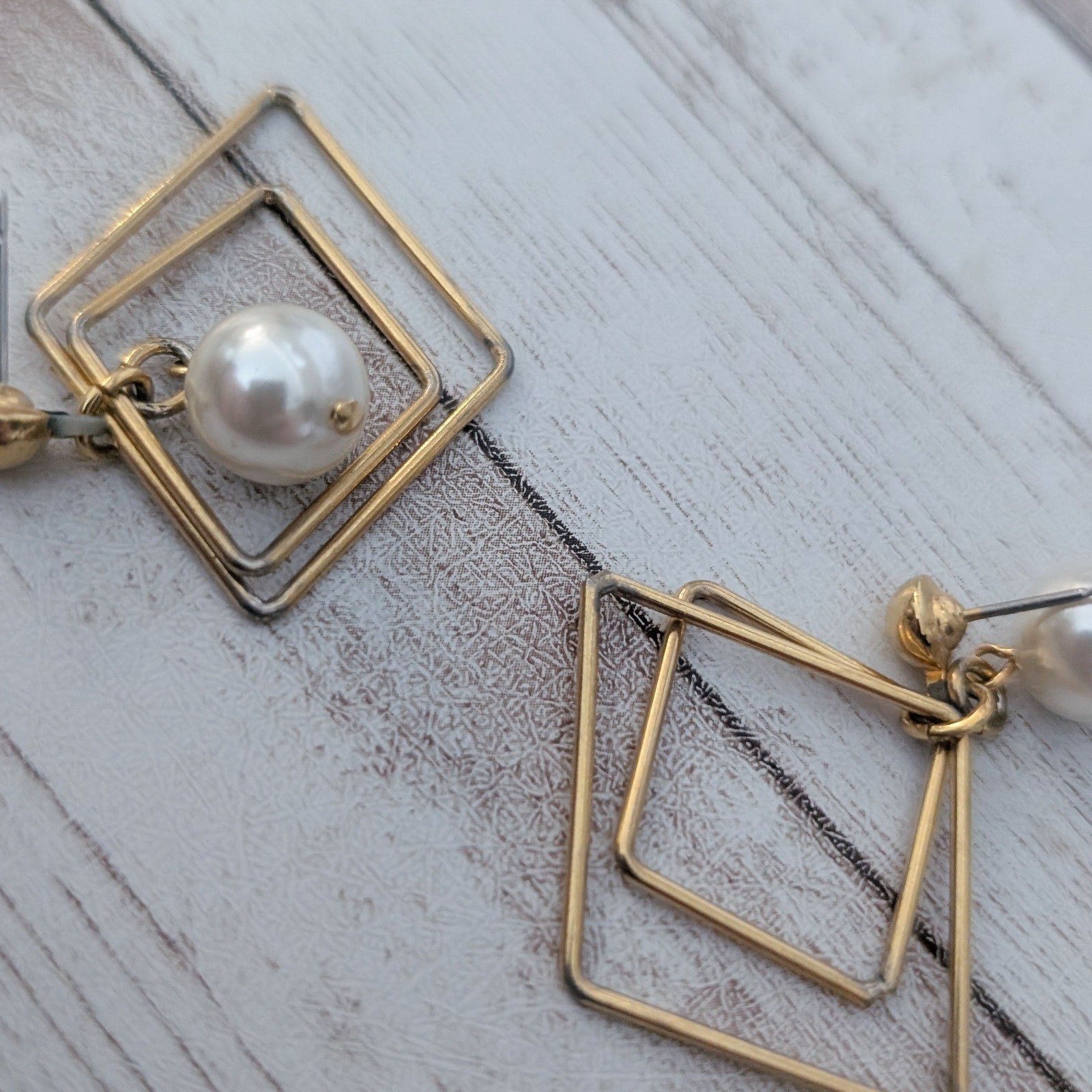 Vintage Earrings for Pierced Ears Gold Tone & Faux Pearl – Fair Condition