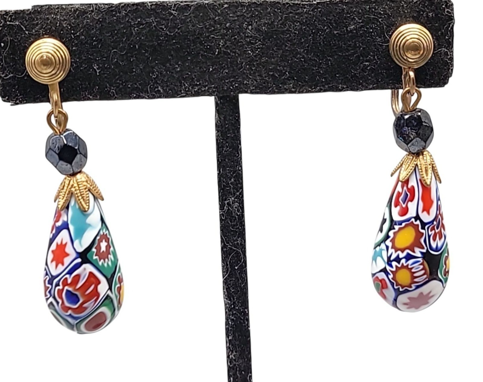 Venetian Millefiori Dangling Screwback Earrings Gold Teardrop Art Glass Vtg