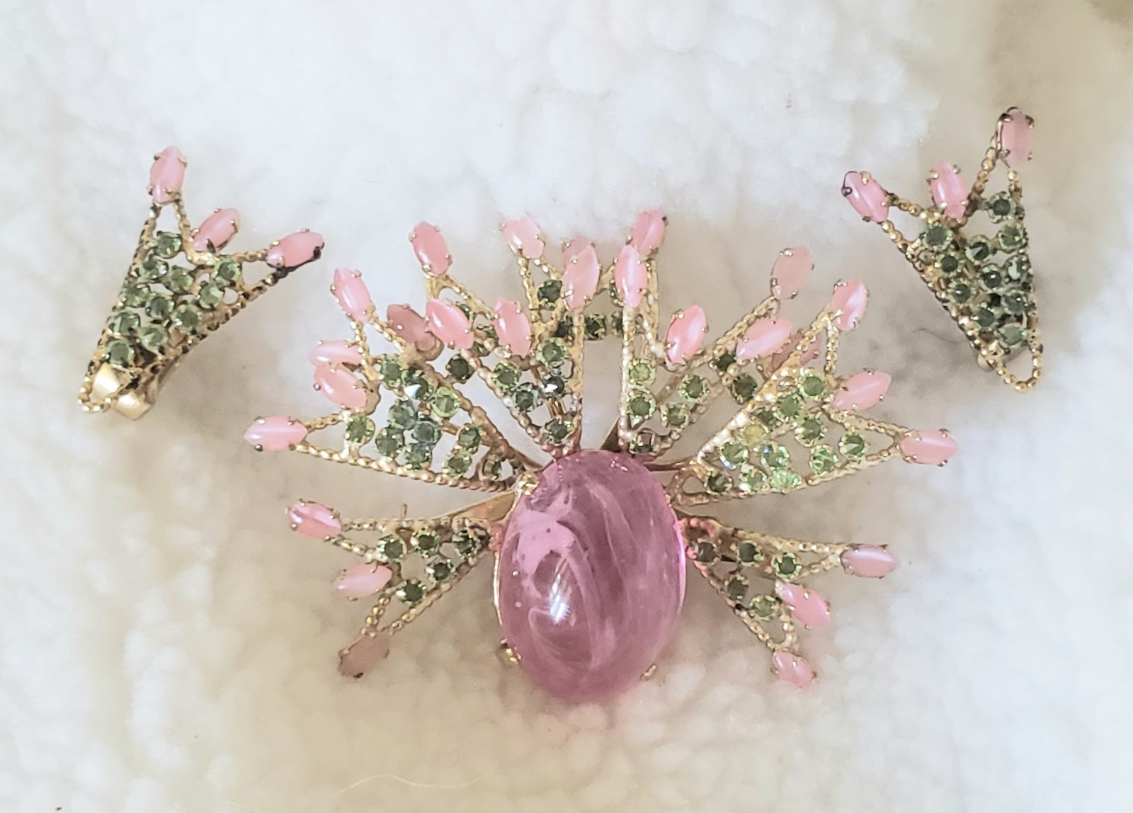 Signed SCHREINER Pink Cabochon Art Glass Coral Peridot Brooch Clip Earrings