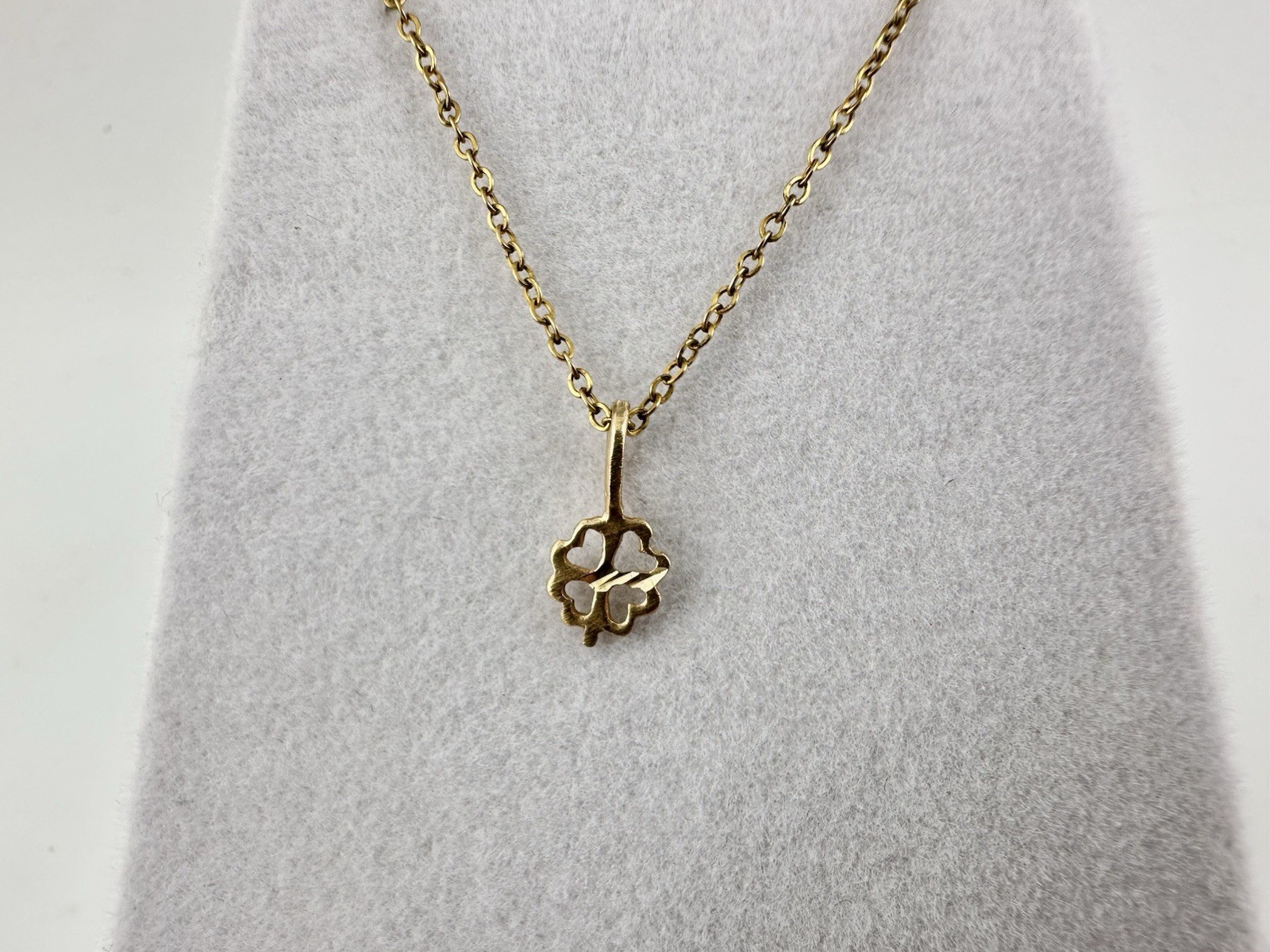 VTG 14k Yellow Gold Solid 4 Leaf Clover Heart Charm Pendant Signed Tiny Read