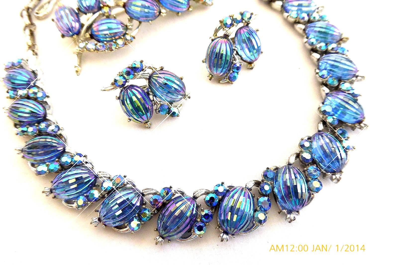 RARE VTG CORO BLUE RIBBED AB GLASS RHINESTONE NECKLACE BROOCH EARRINGS SET