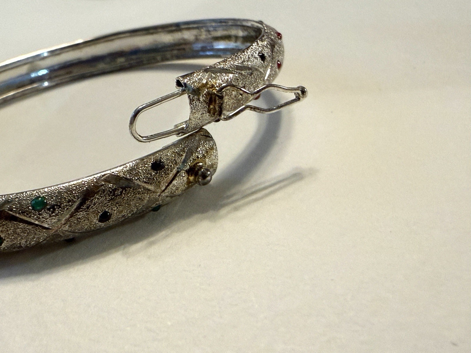 VINTAGE STUNNING STERLING SILVER BANGLE BRACELET ~ 925