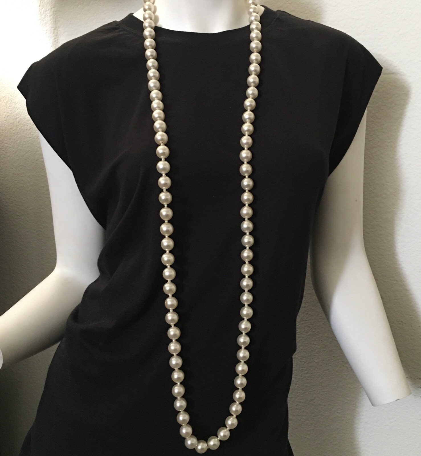 Pearl Necklace Hong Kong Faux 52 Inches