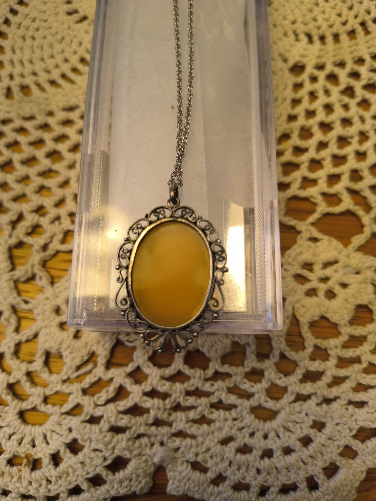 Vintage Sterling Art Deco Shell Cameo & Italy Sterling Chain Necklace Pendant