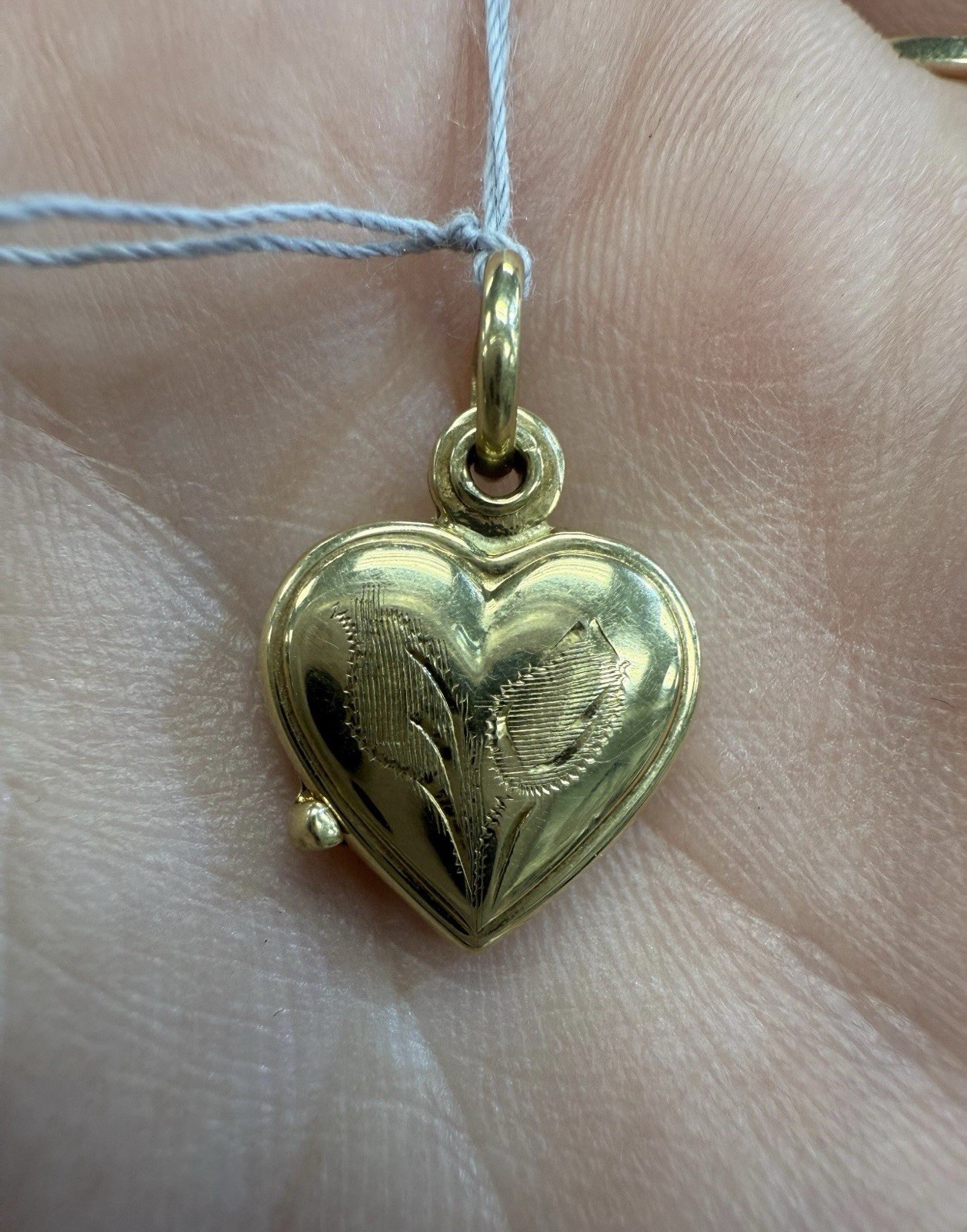 14k Gold Sliding Heart Locket