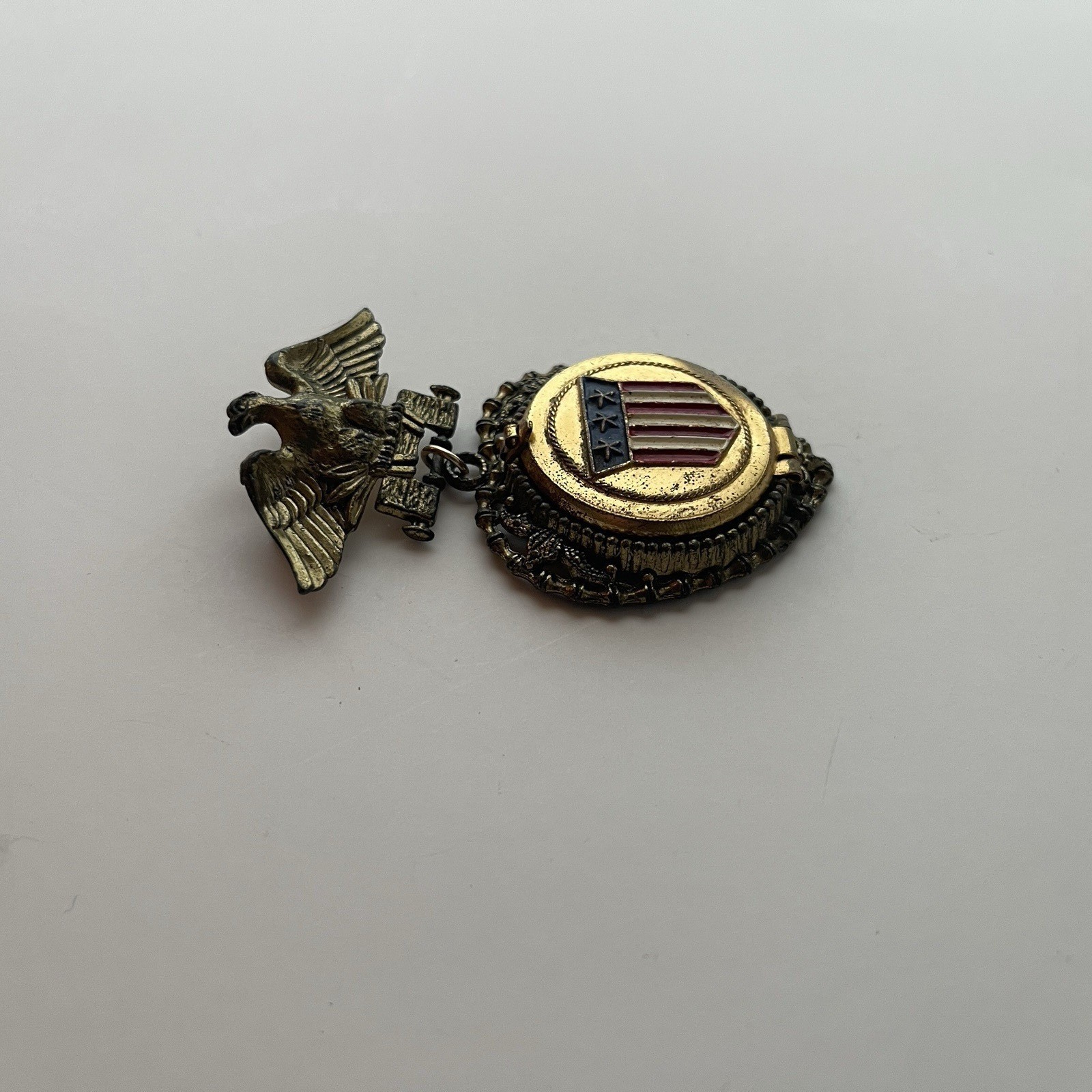 Locket Eagle Military Four Photo Brooch Pin Folding Military Themed Vintage