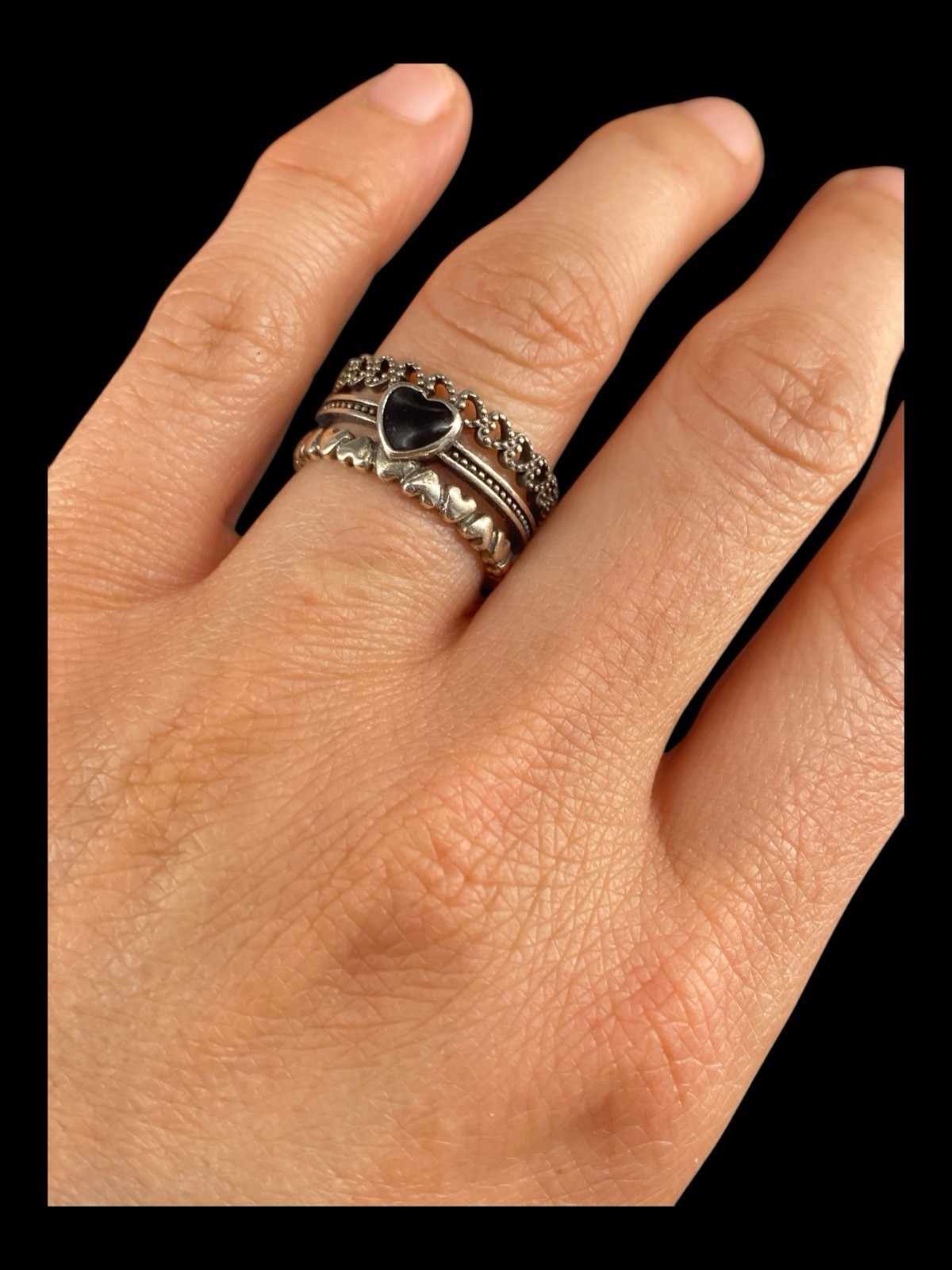 Vintage Hollow Out 925 Sterling Silver Black Stone Heart Ring Adjustable Size