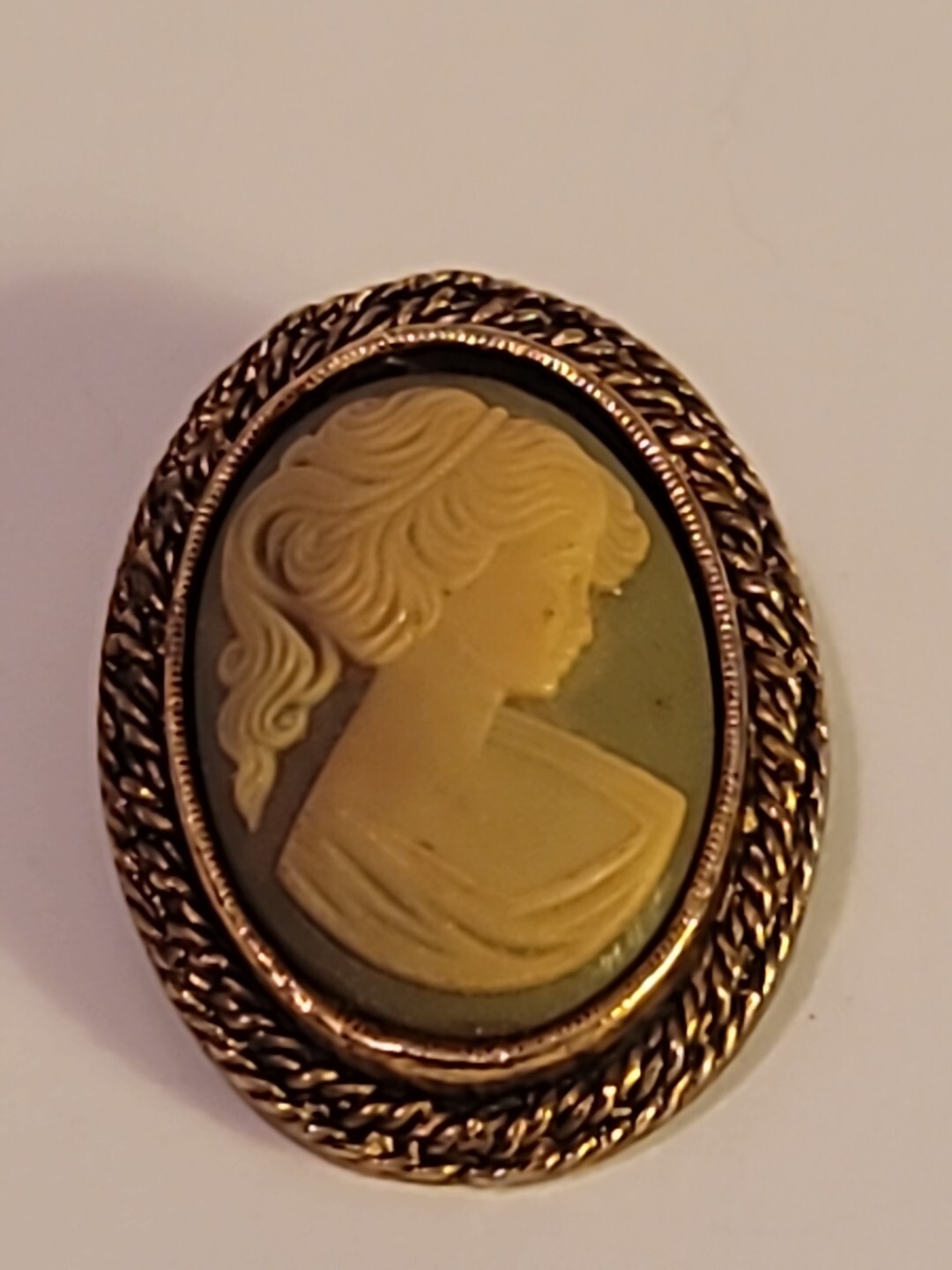 PERI Cameo Brooch Pin Vtg Signed Gold Toned Pendant Girl Woman w/Ponytail