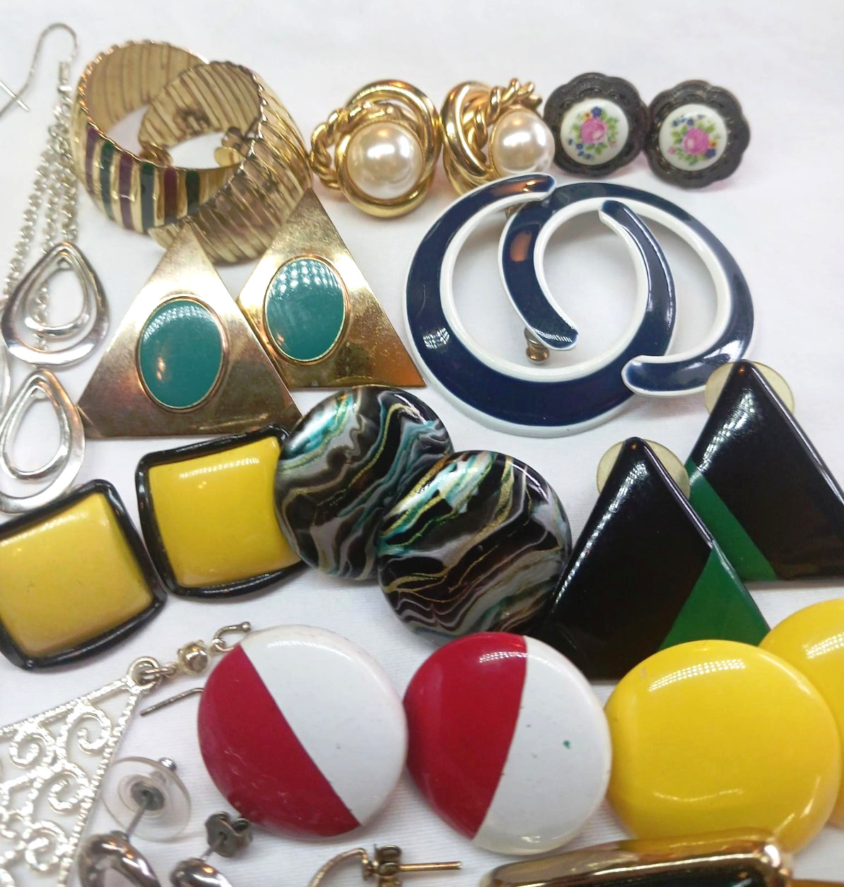 Vintage/Now Junk Drawer Earring Lot 2 – 50 Pairs Mixed Materials All Wearable