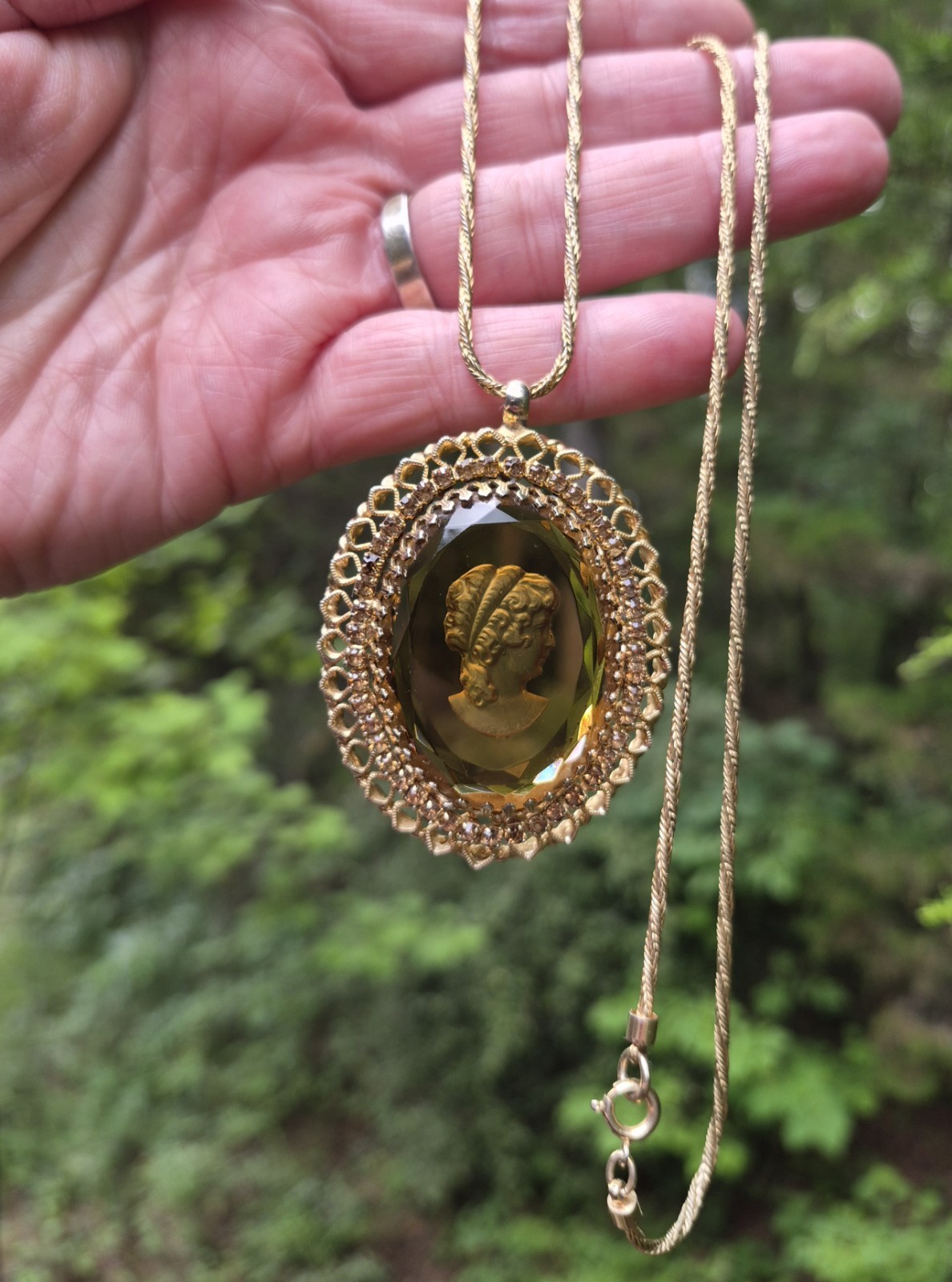 Vintage Designer Joseph Warner Intaglio Amber Glass Cameo Gold Plated Necklace