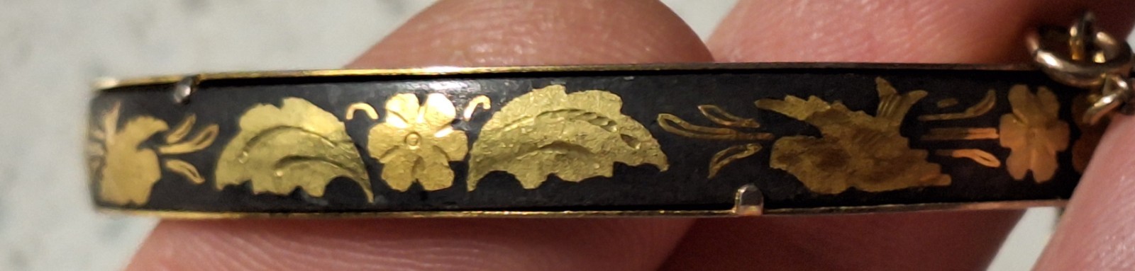 Vintage Damascene Hinged Bangle with Birds & Flowers Black and Gold tone