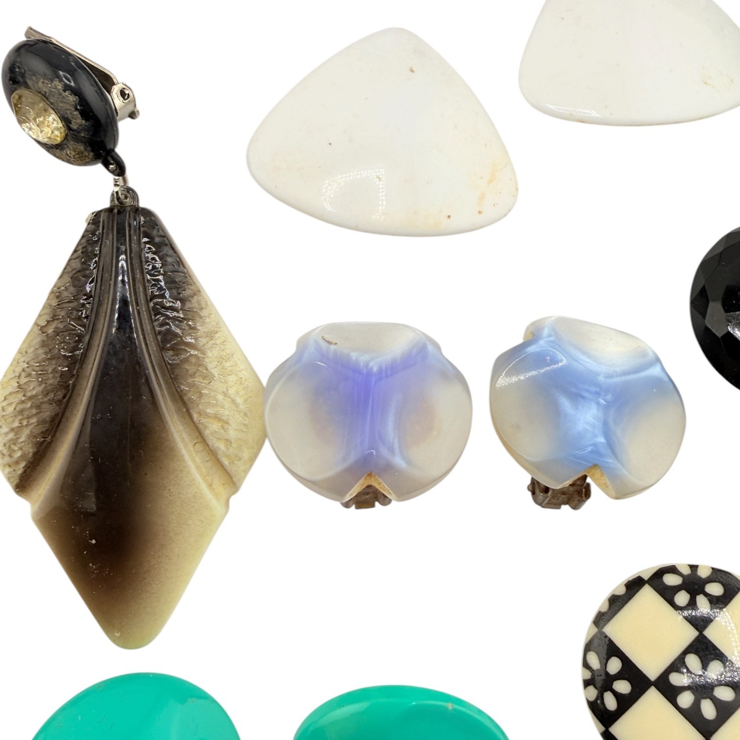 Vtg Earrings Lot of 44 Pairs Clip-on Screw-backs Lucite Acrylic Resin Mod Retro