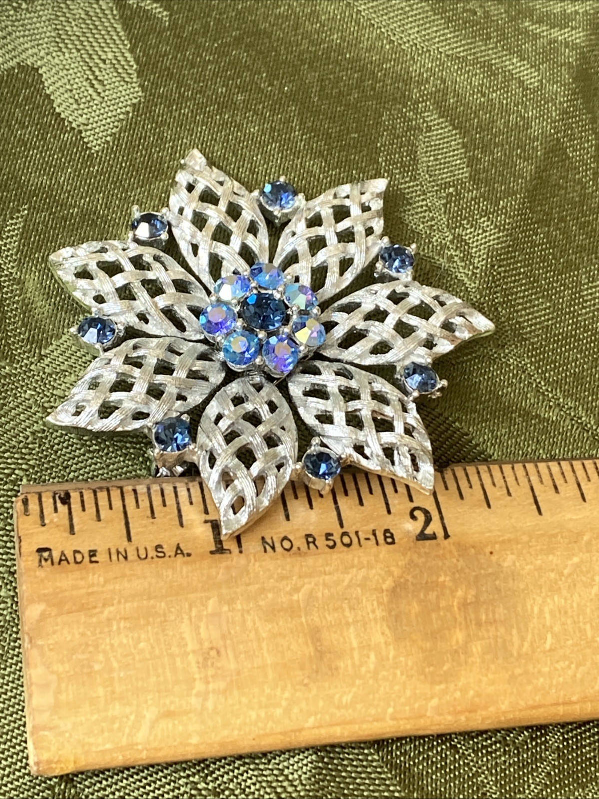 VTG Lisner Blue Rhinestone Flower Round Aurora Signed Brooch