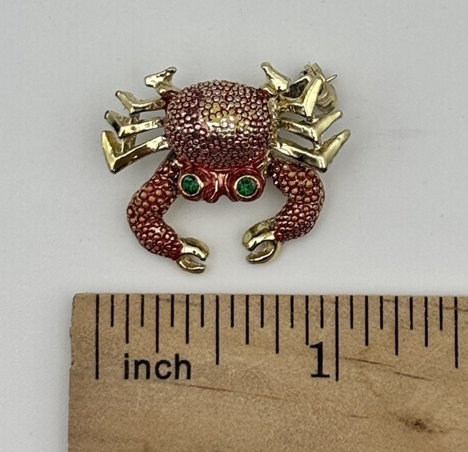 Crab Brooch Enamel w Rhinestone Eyes Articulated Scatter Claws Pin Vintage 1950s
