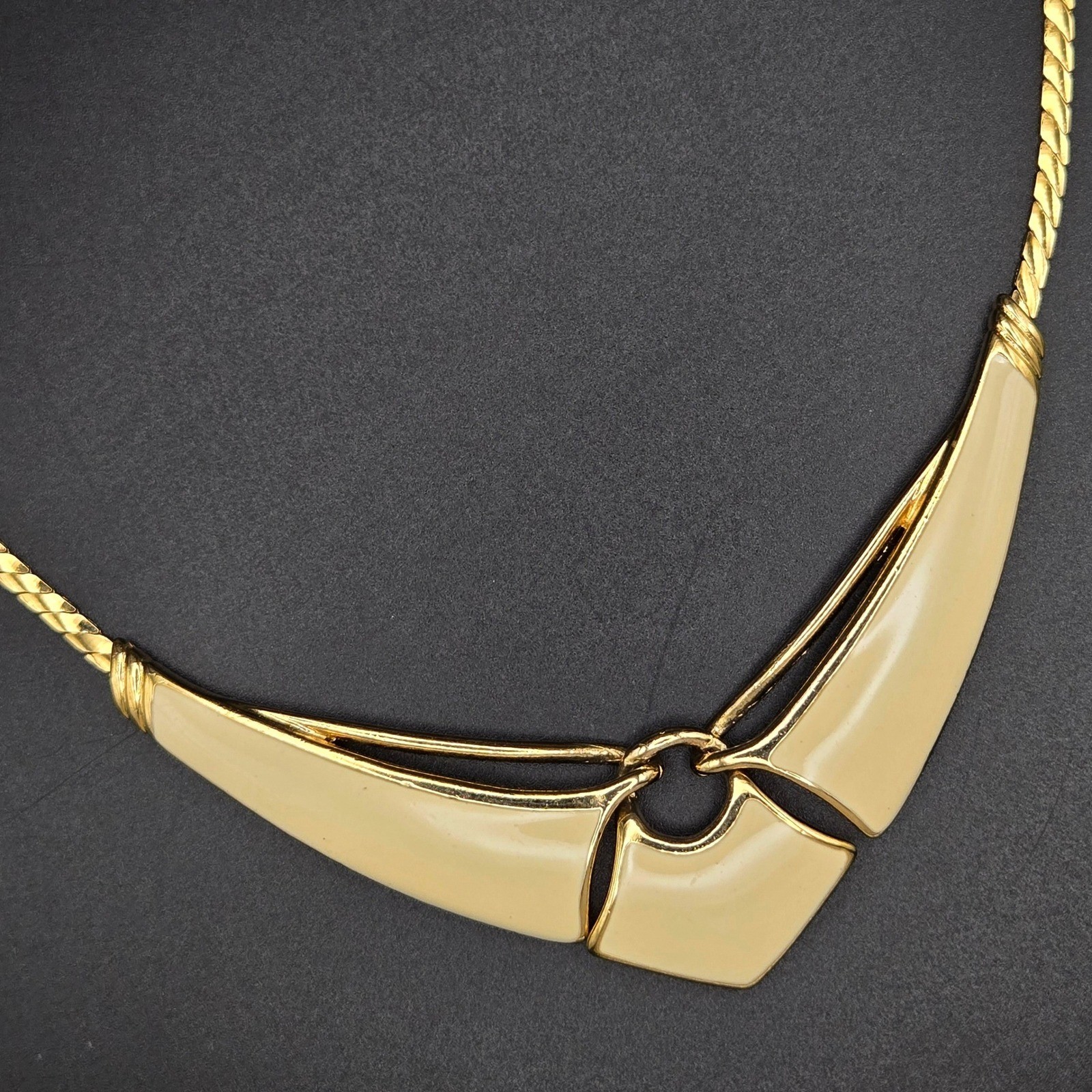 Trifari Vintage Gold Tone Cream Enamel Geometric Necklace Herringbone 18 Inch