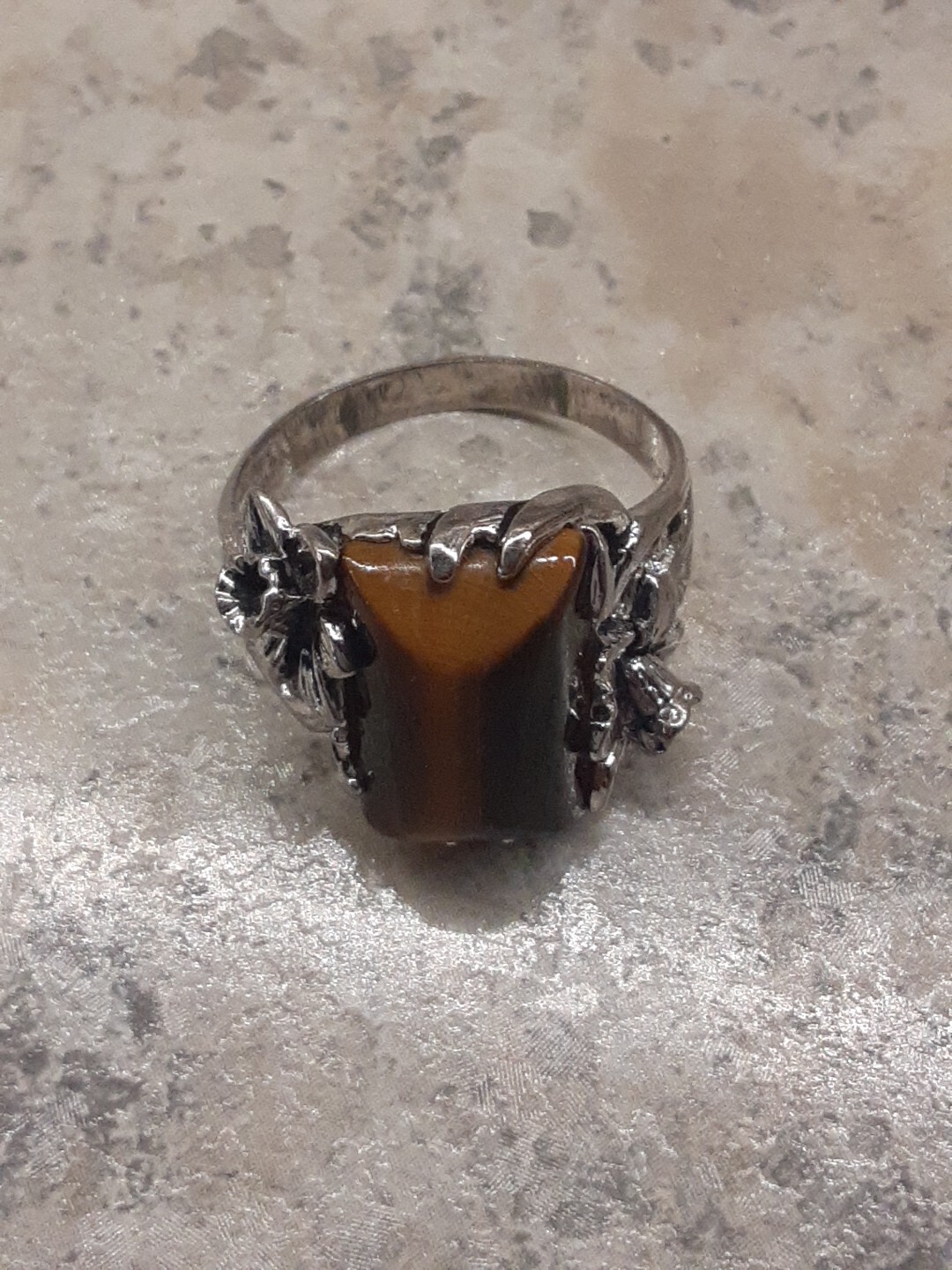 1980’s Tiger’s Eye Silvertone Lily Flower Ring Size 9.5