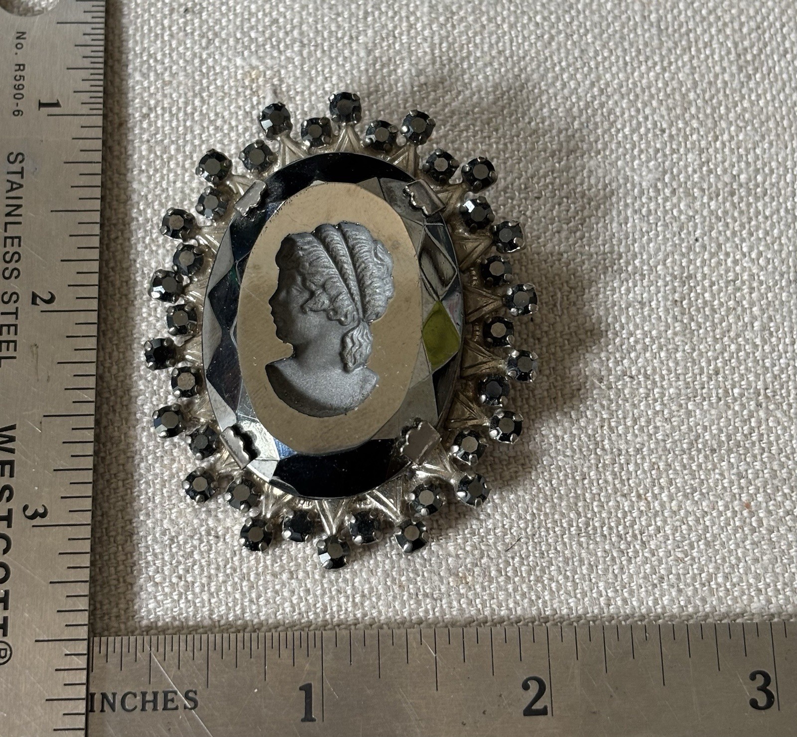 1950s Vintage Cameo in Slate Gray and Black – Outlined with Rhinestones – 1950s