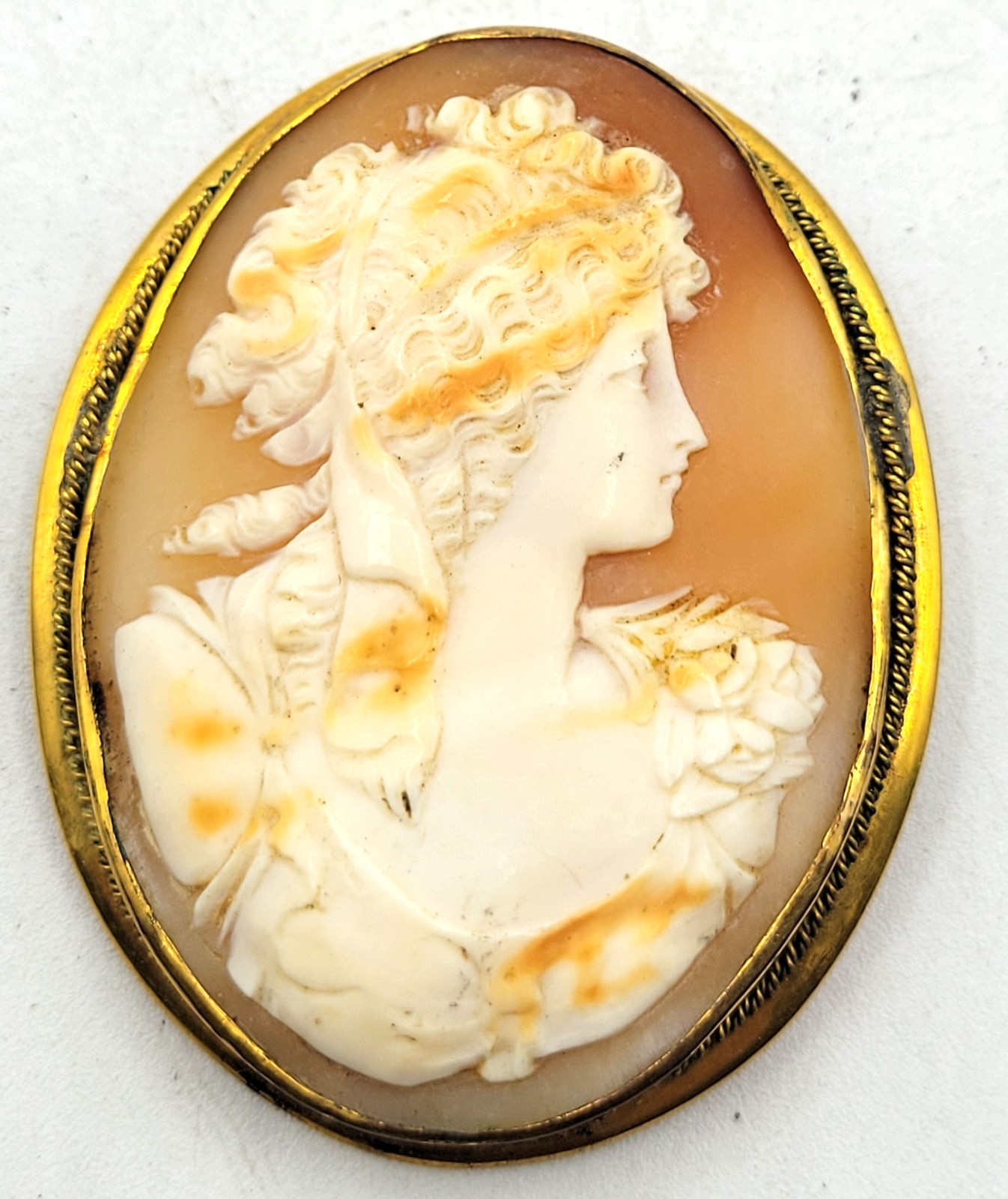 Vintage Carved Shell Cameo