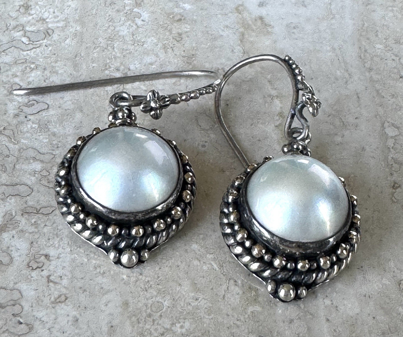 Robert Manse 925 Sterling Silver 18K Gold Mother of Pearl Dangle Earrings