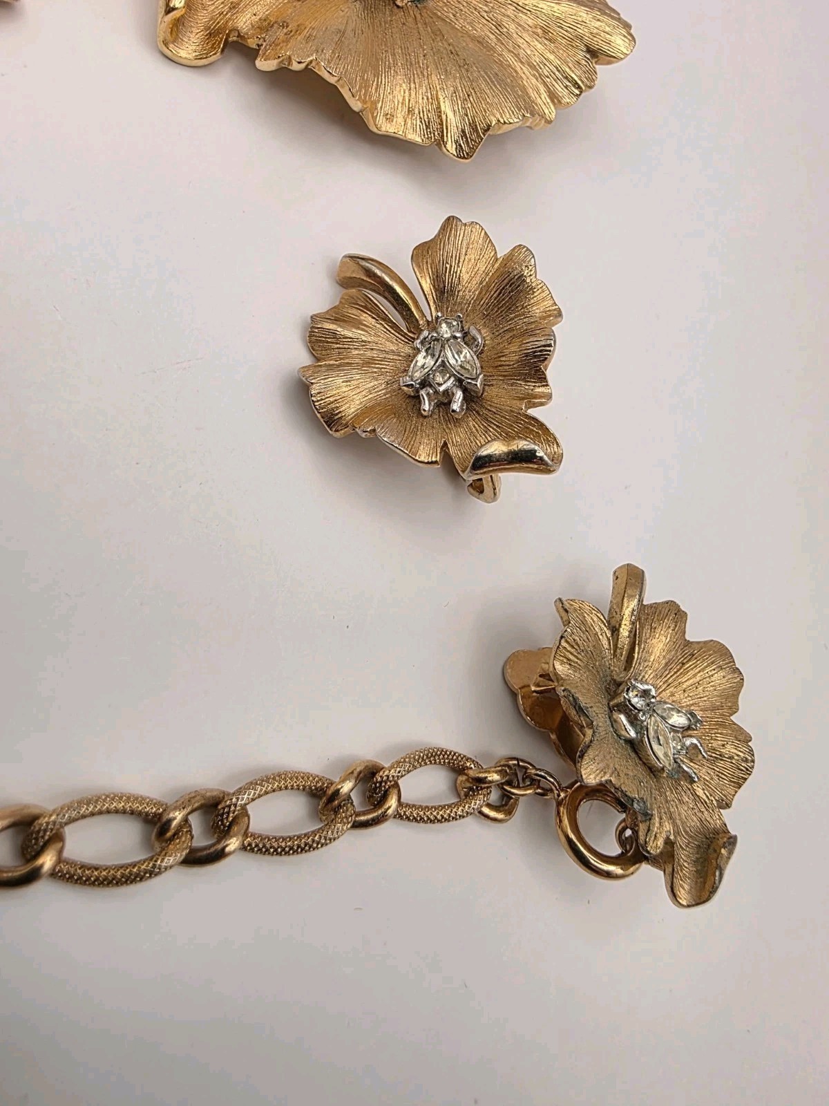Vintage Signed Trifari Crystal Bugs On Goldtone Leaf Brooch/Earrings/Sweaterclip