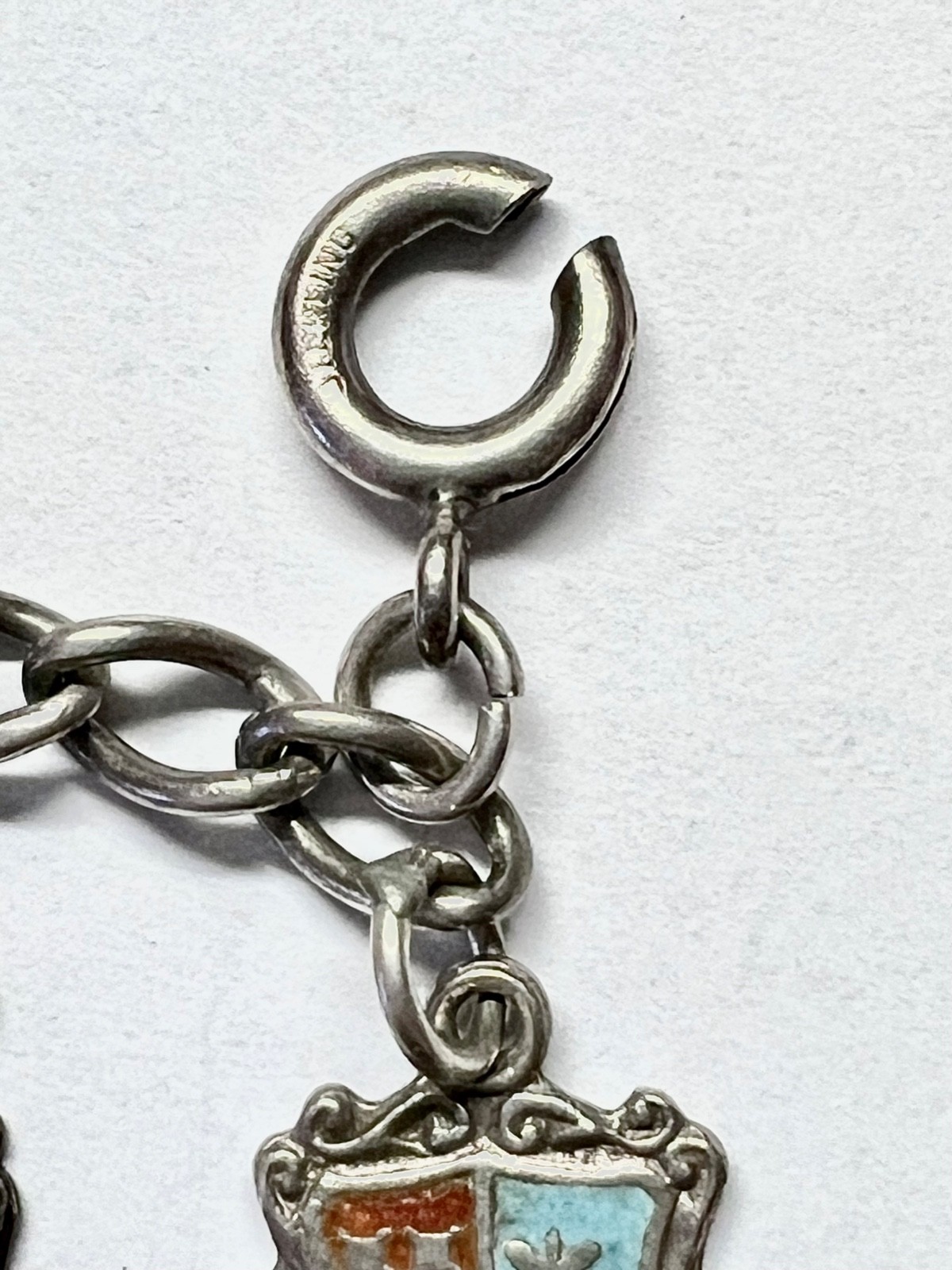 Vintage sterling charm bracelet w/ 14 silver & enameled charms – United Kingdom