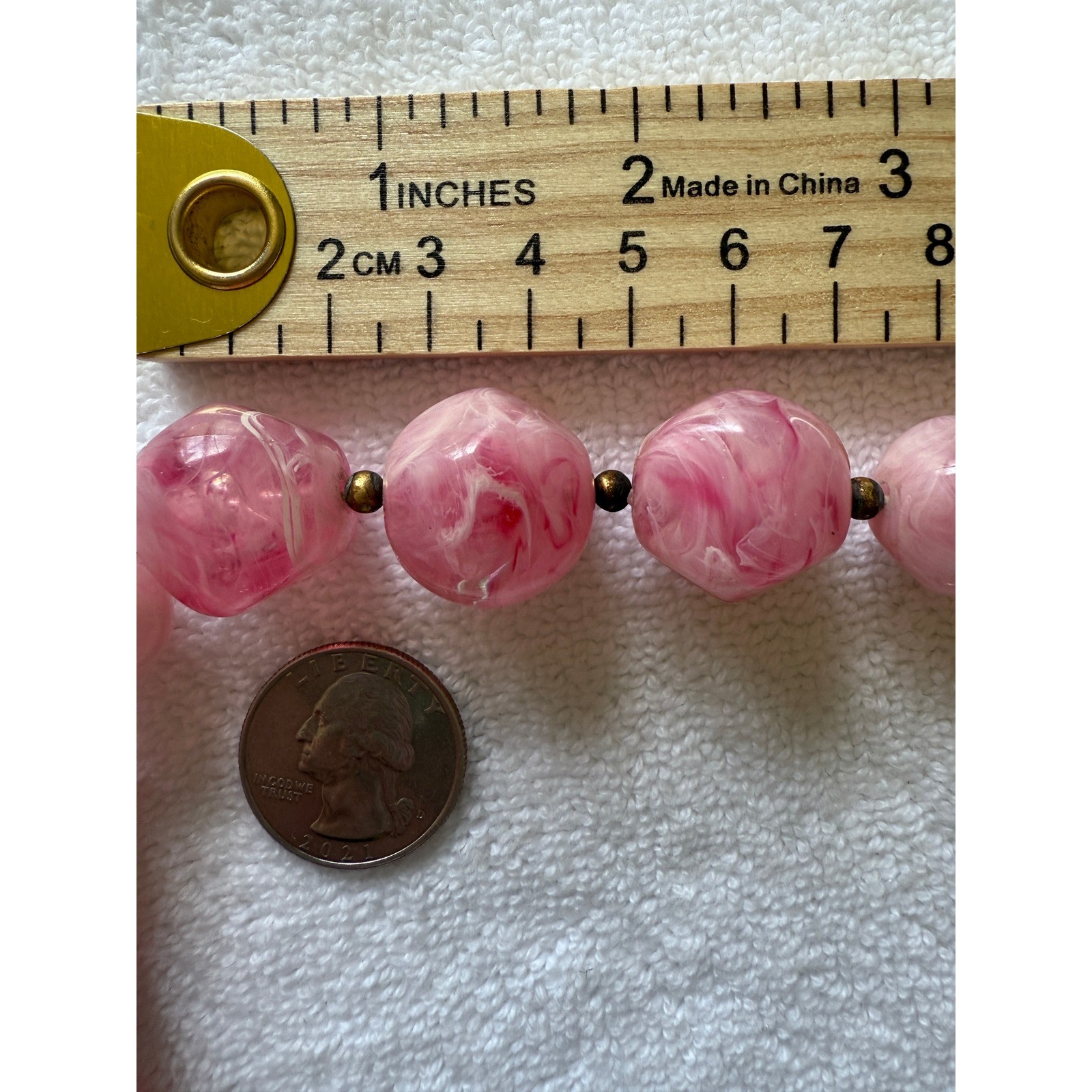 Vintage Pink Marbled Lucious Lucite Bead Necklace Gold Tone Sunburst Statement