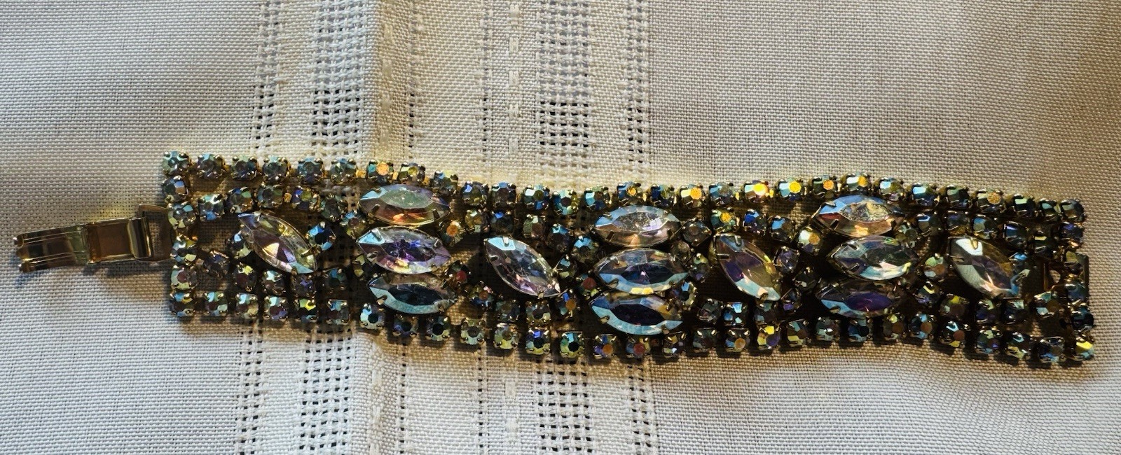 Vintage Unmarked Aurora Borealis AB Rhinestone Necklace Bracelet Gold-Tone