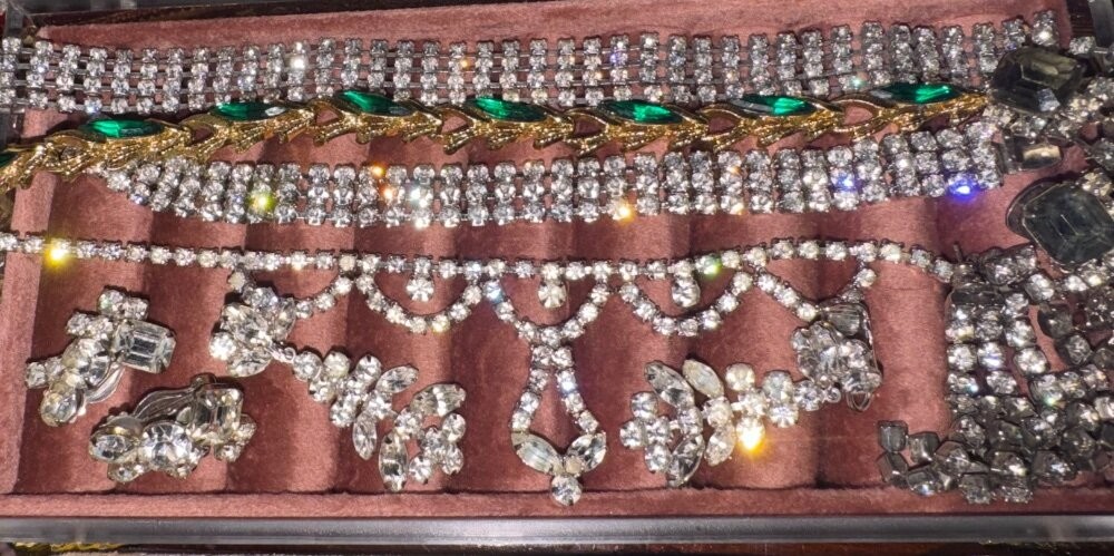 Jewelry Lot Vtg Rhinestone Sorrelli Trifari Weiss Jade High End Sets Estate