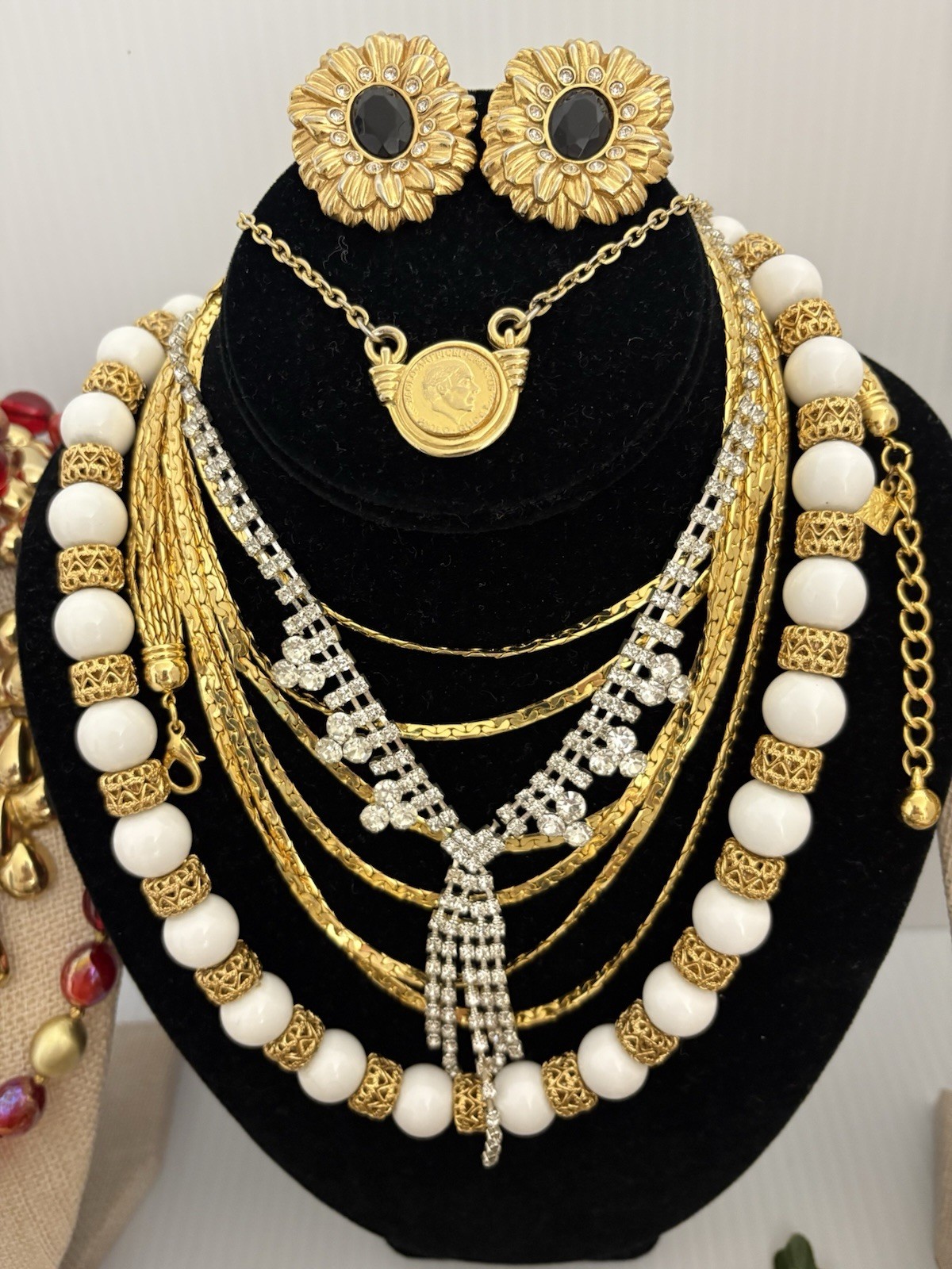 Vintage To Mod Jewelry Lot 81 Pieces Bold Signed Unsigned Designer Mixed Lot