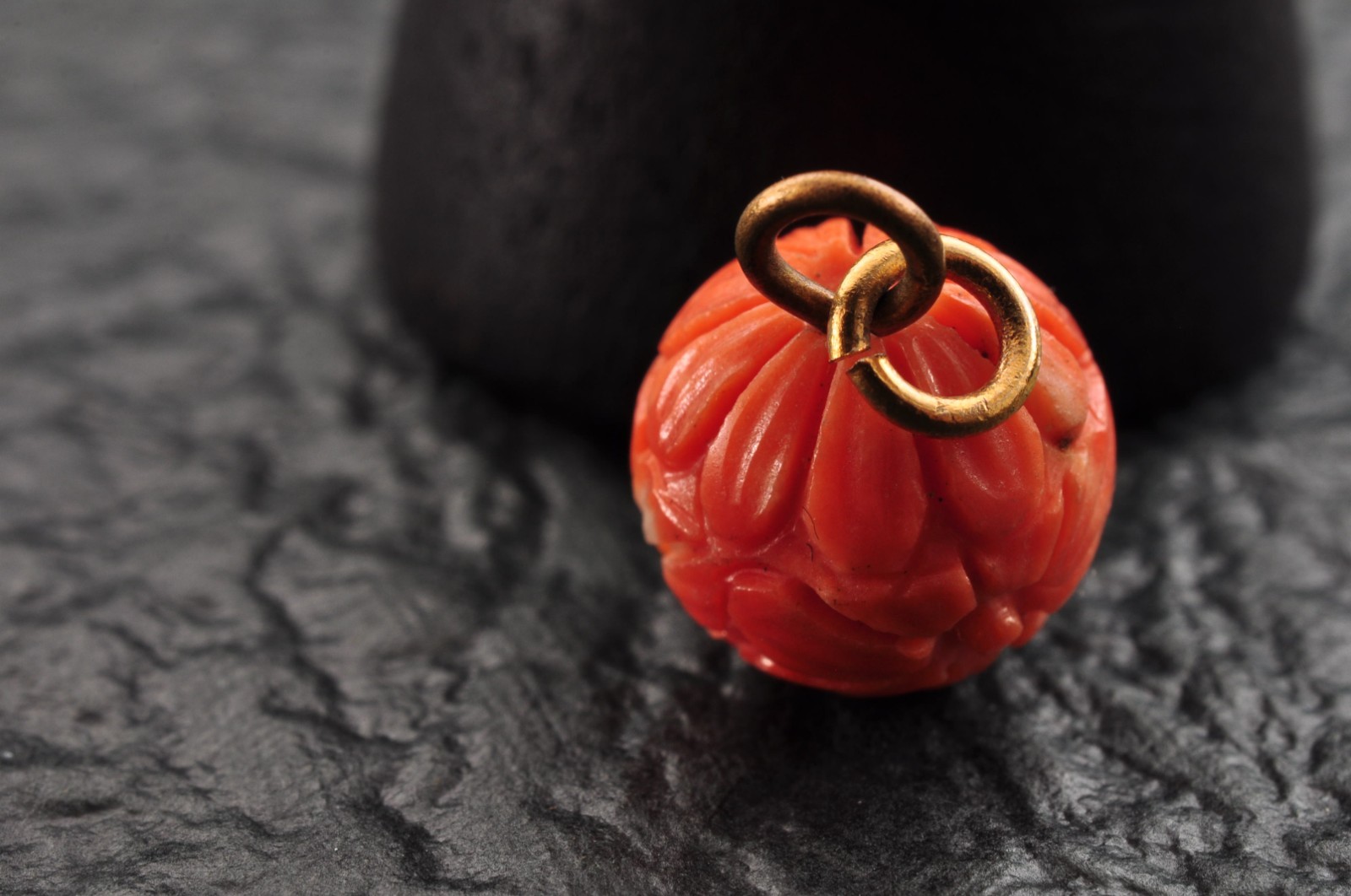 Japan vintage Coral Carved 6 items Pendant (78.0ct) Certificate Japanese motif.