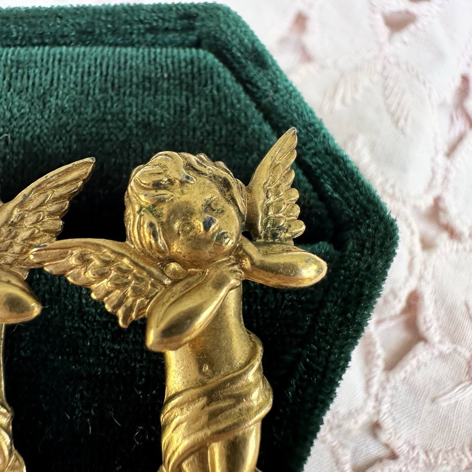 Vintage Cherub Earrings Matte Gold Tone Cherubs Angels Jacket Jonette Signed JJ