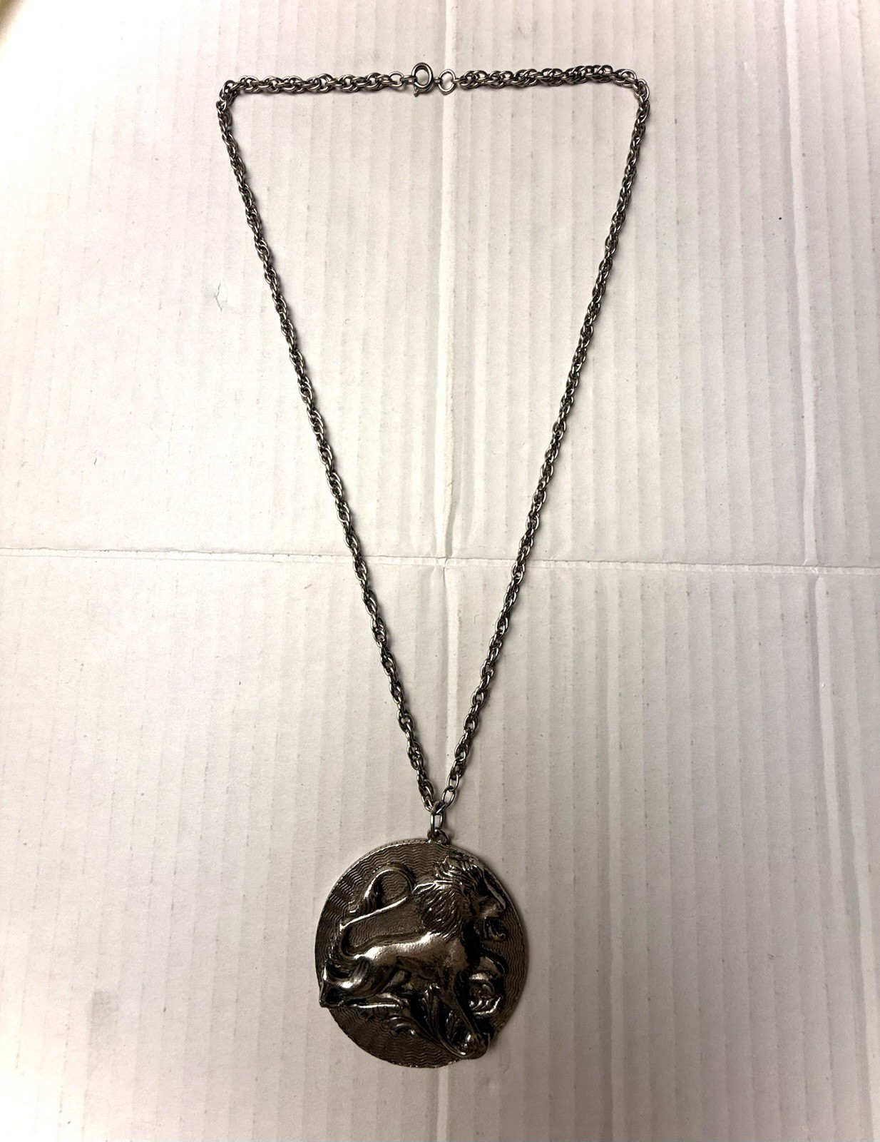Vintage Edlee Leo Astrology Zodiac Rock Pendant Necklace Long 24” Silver Tone
