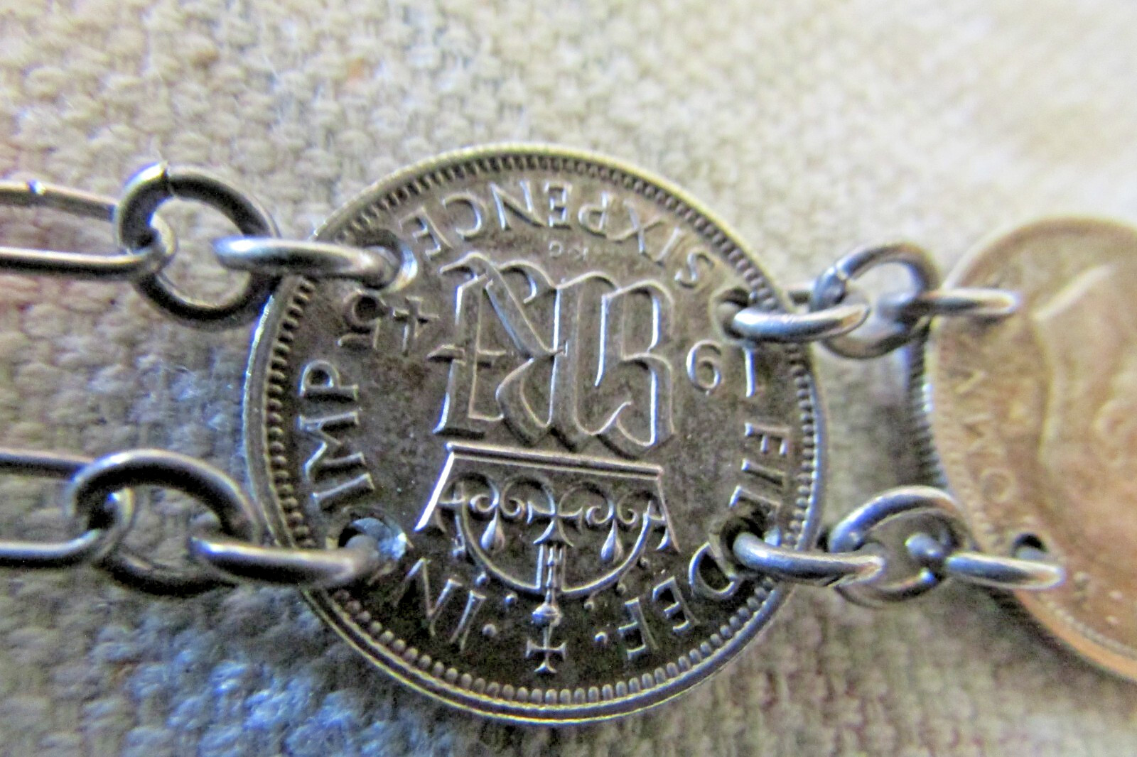 VINTAGE KING EDWARDS 7 PENCE 1944-45 COINS NICKEL SILVER BRACELET