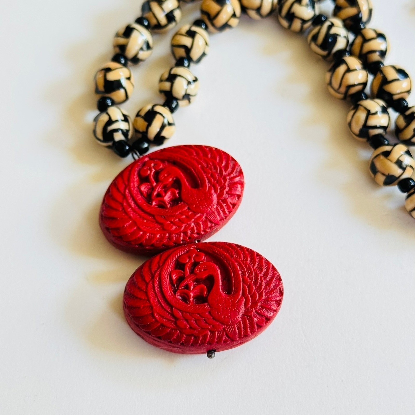 VTG Ceramic Chunky necklace Red Cinnabar Wicker Basket Weave BOHO Beads 80s 18″