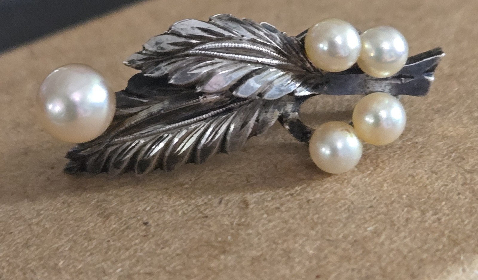 Vtg Japanese Export Sterling Silver Akoya Pearl Leaf Brooch Pin Mikimoto Style