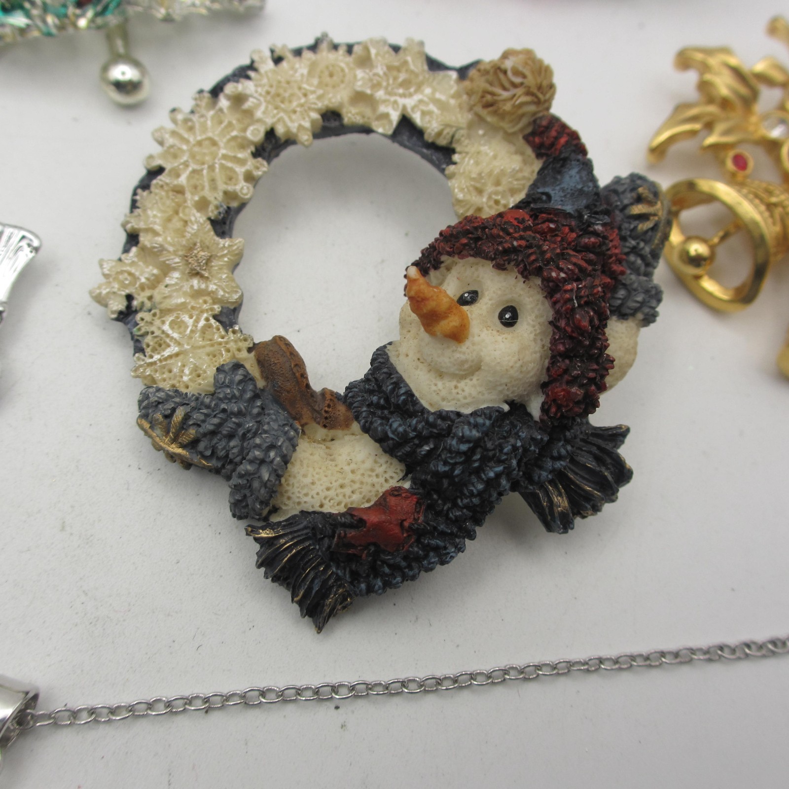 Vintage Christmas Jewelry Lot Angel Snowman Tree Wreath Ornament Star