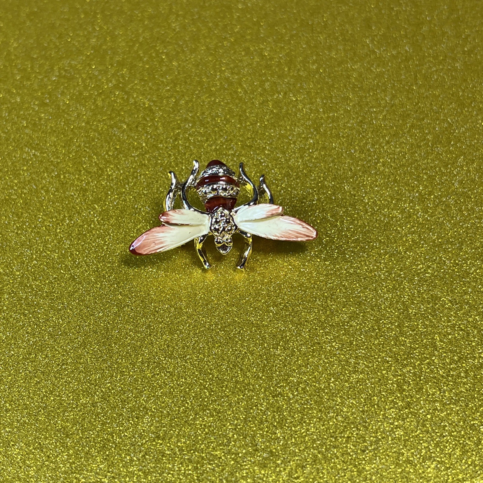 Vintage Brooch Bee Bug Insect Enameled Gold Tone Nature