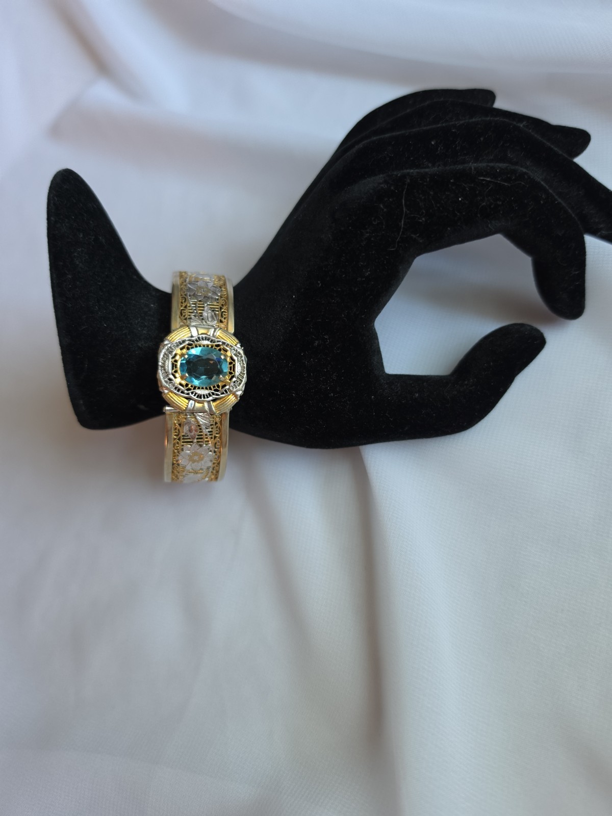 1930s Art Deco Filigree Bracelet Hinged JJ White Mfg Co Pat 1955576 Blue Gem