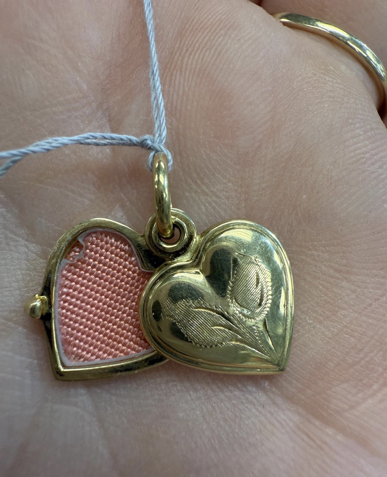 14k Gold Sliding Heart Locket