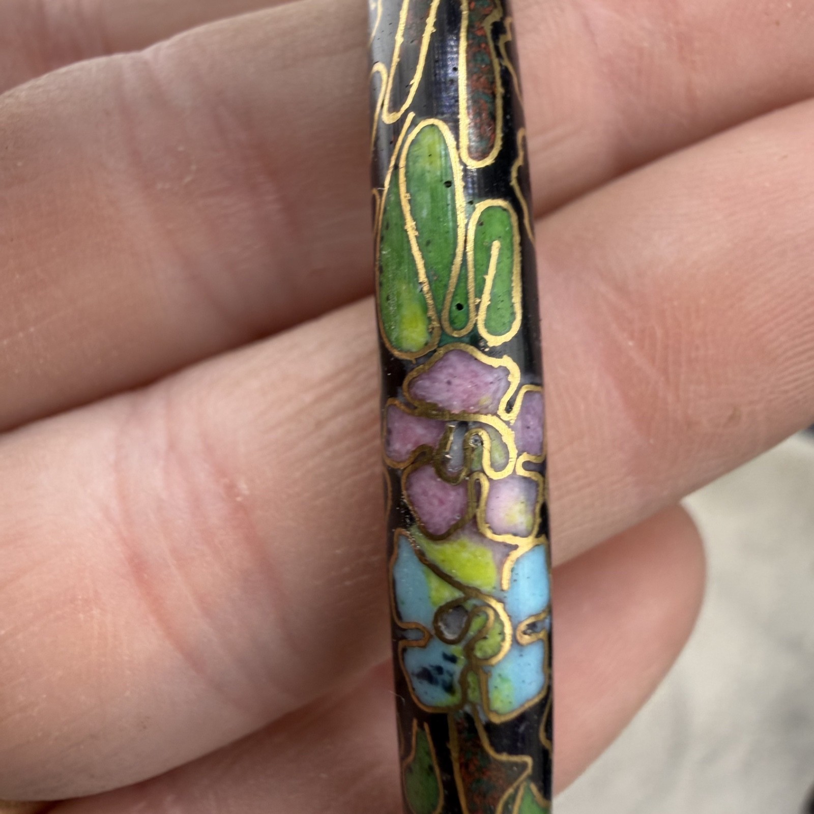 Vintage Cloisonne Bangle Bracelet Gold Tone Black Enamel 8”
