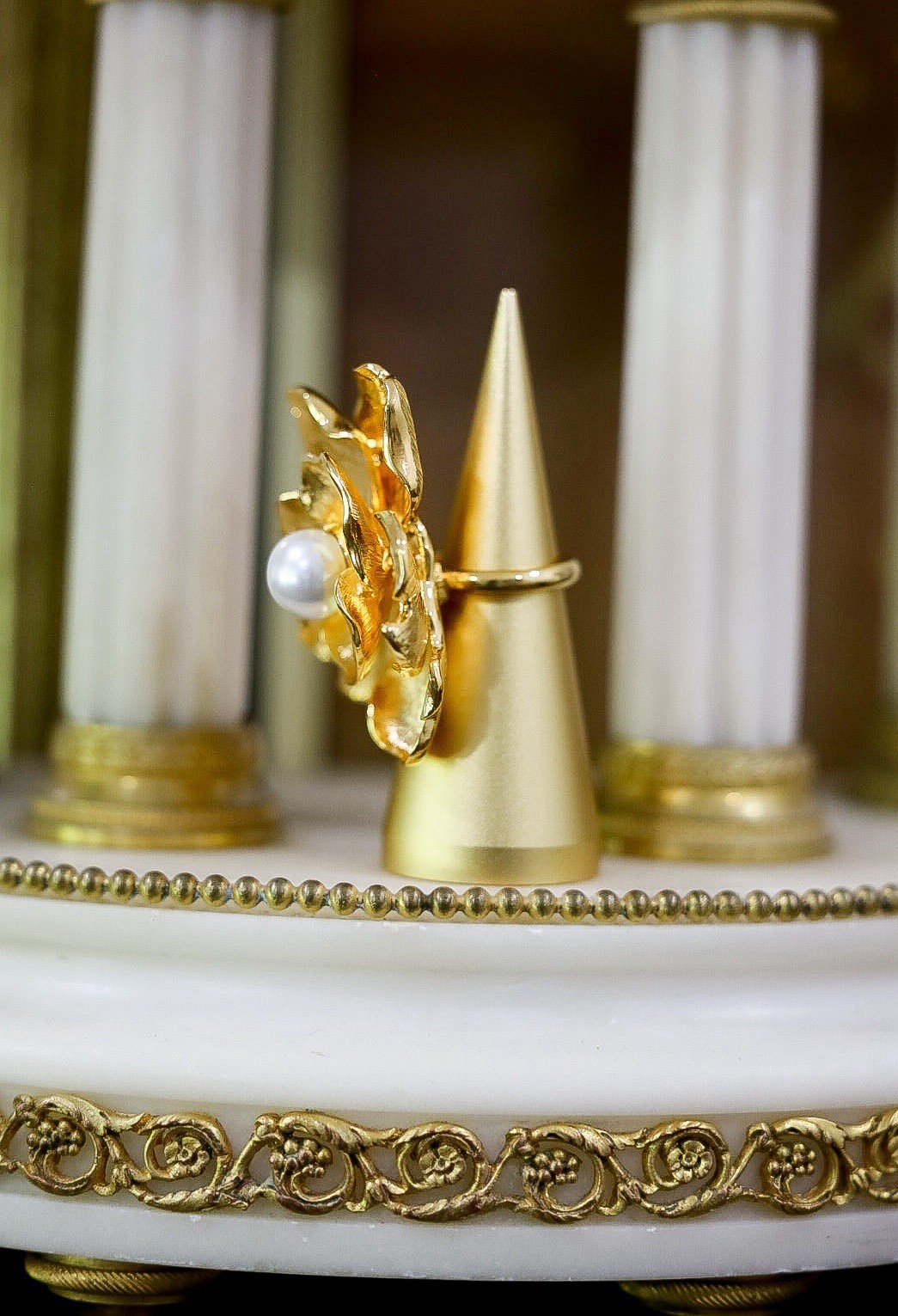 Kenneth Jay Lane 18K Gold Plated Flower Pearl Statement Ring