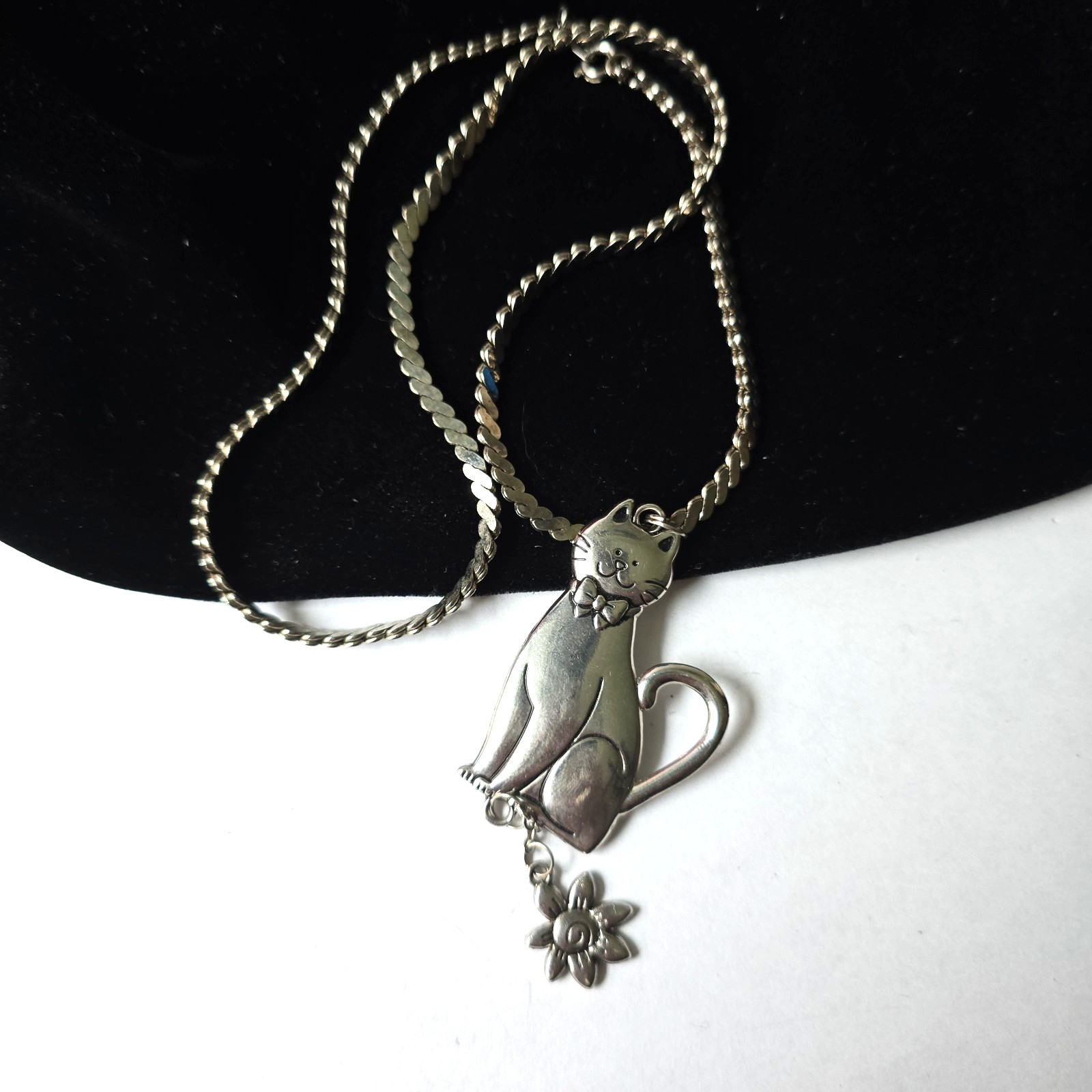 Vintage Silver Tone Ct pendant Stainless Steel Chain Necklace 20″L